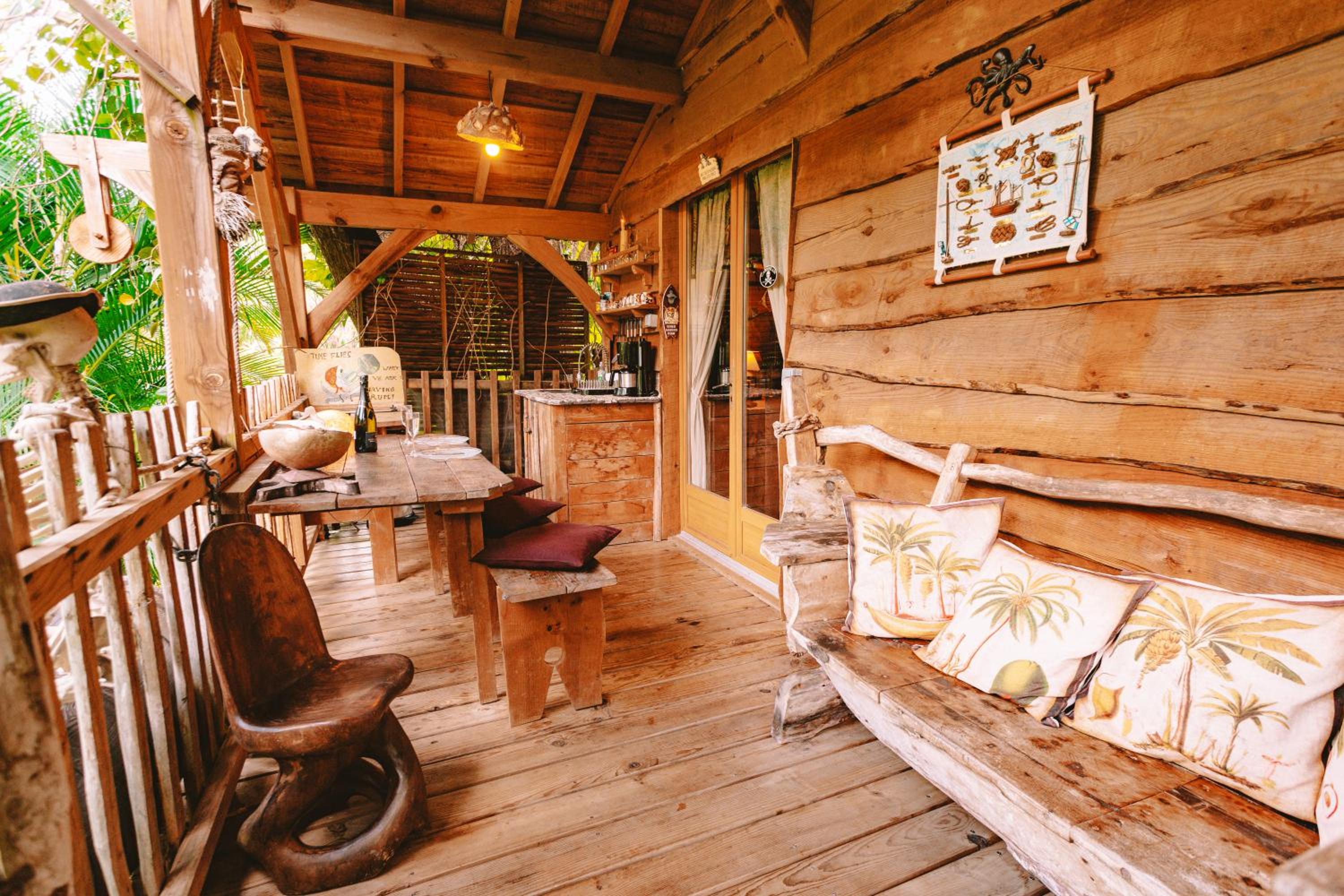 West Indies Cottage, cottages haut de gamme avec piscine, jacuzzi et vue jungle