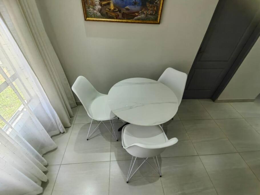 Executive 2-bedroom Serenity apartment in Wendywood Sandton with its own entrance