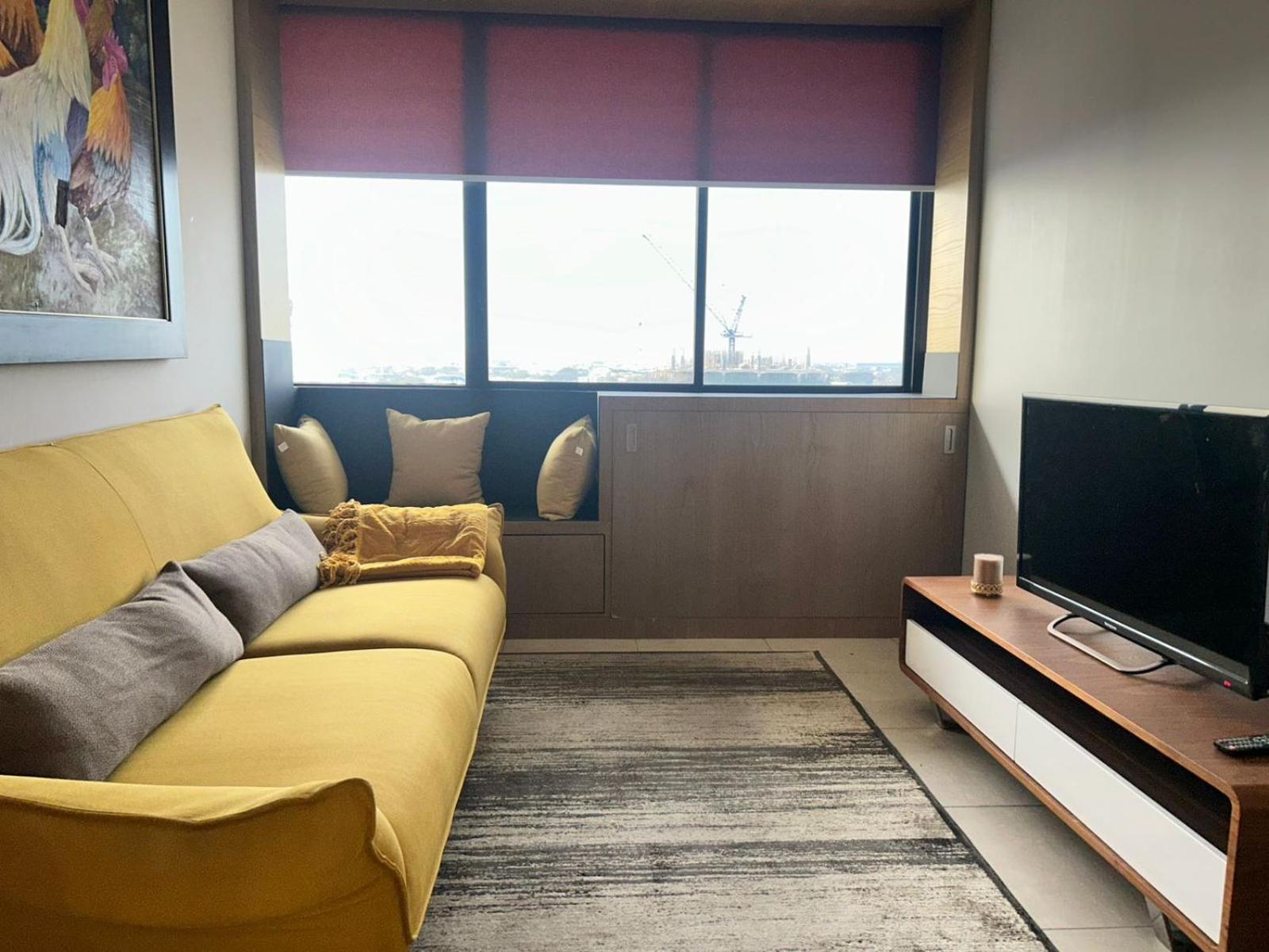 Suite moderna con vista a la ciudad y al río en Puerto Santa Ana