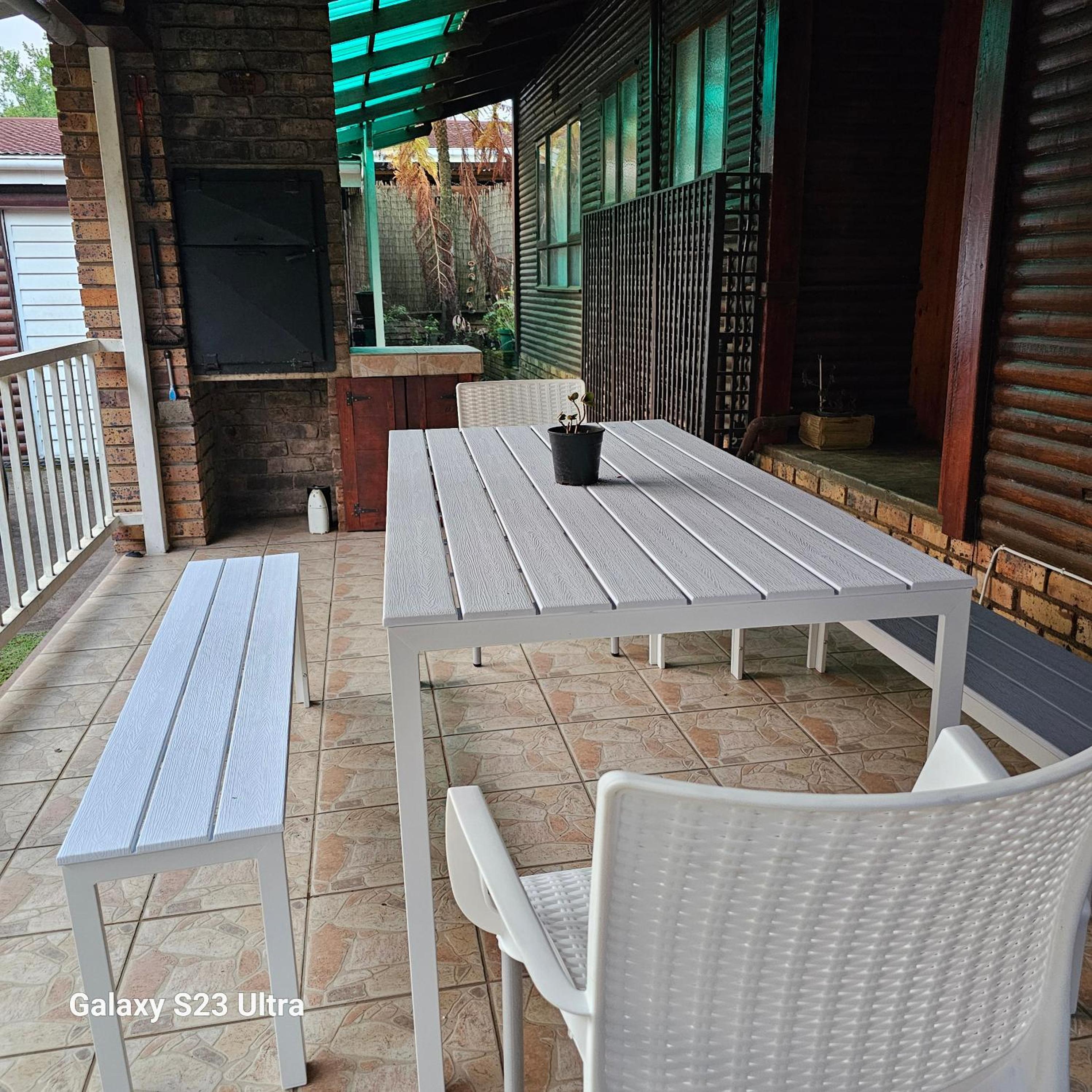 Yello guest house chalets view 4