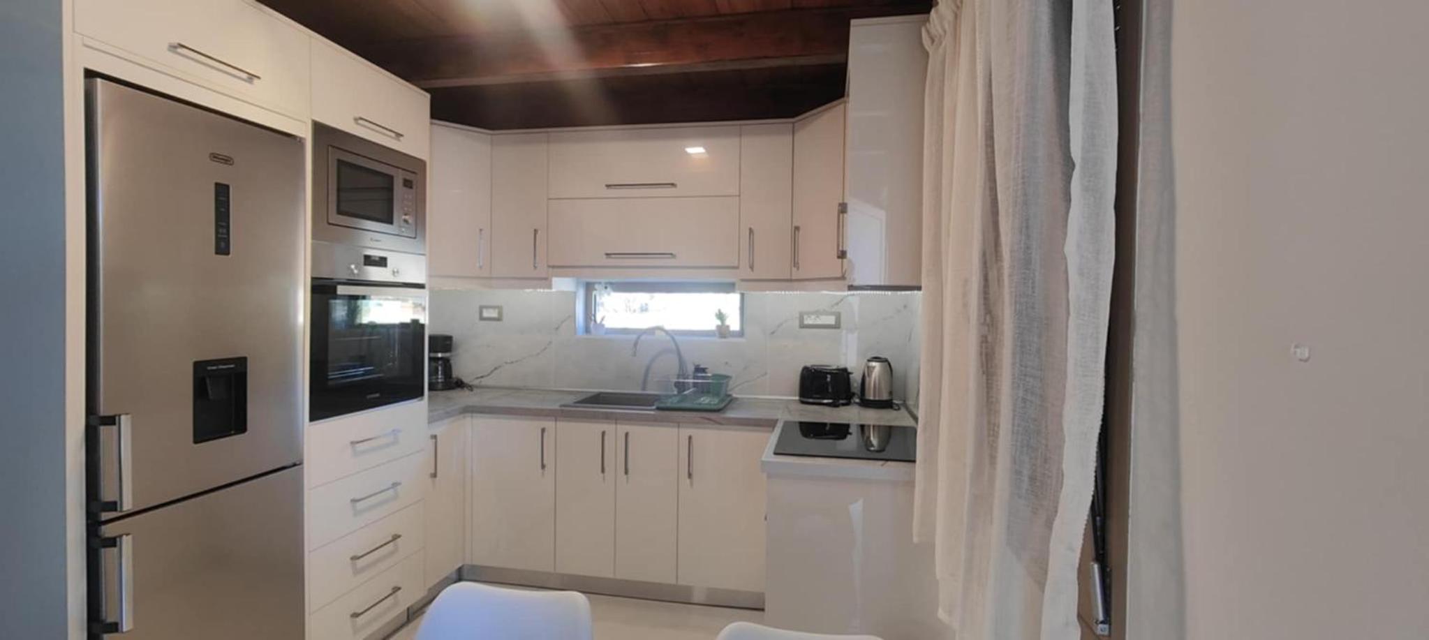 LIVAS Residence