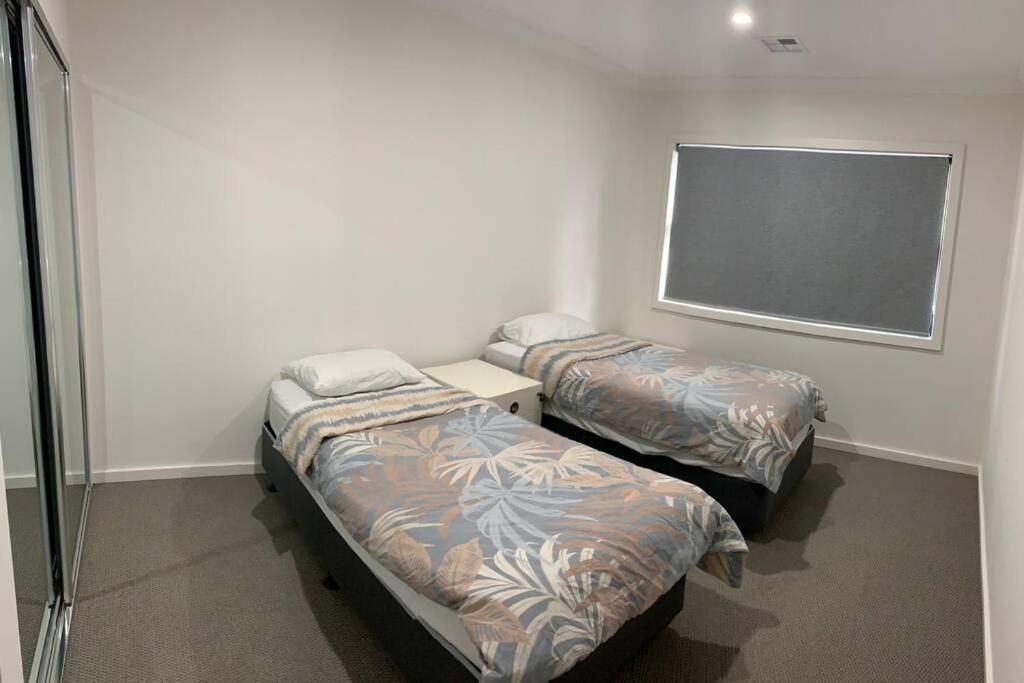 Coburg Lake Retreat