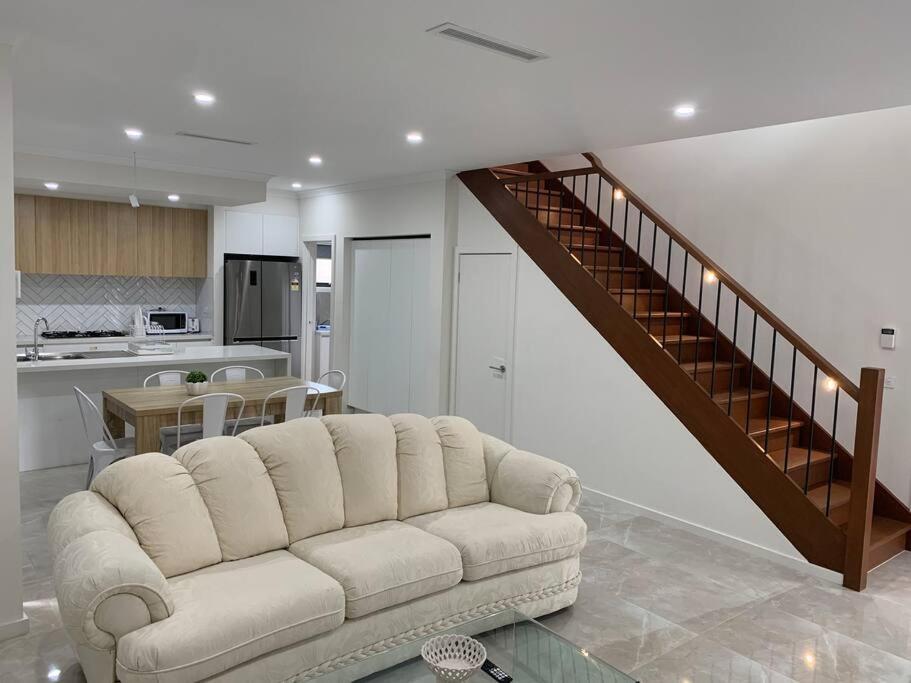 Coburg Lake Retreat