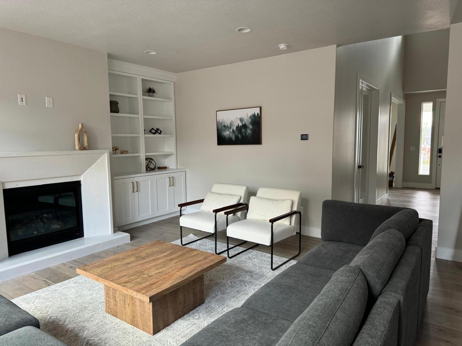 Modern Alpine Escape - 4 BDRM view 5