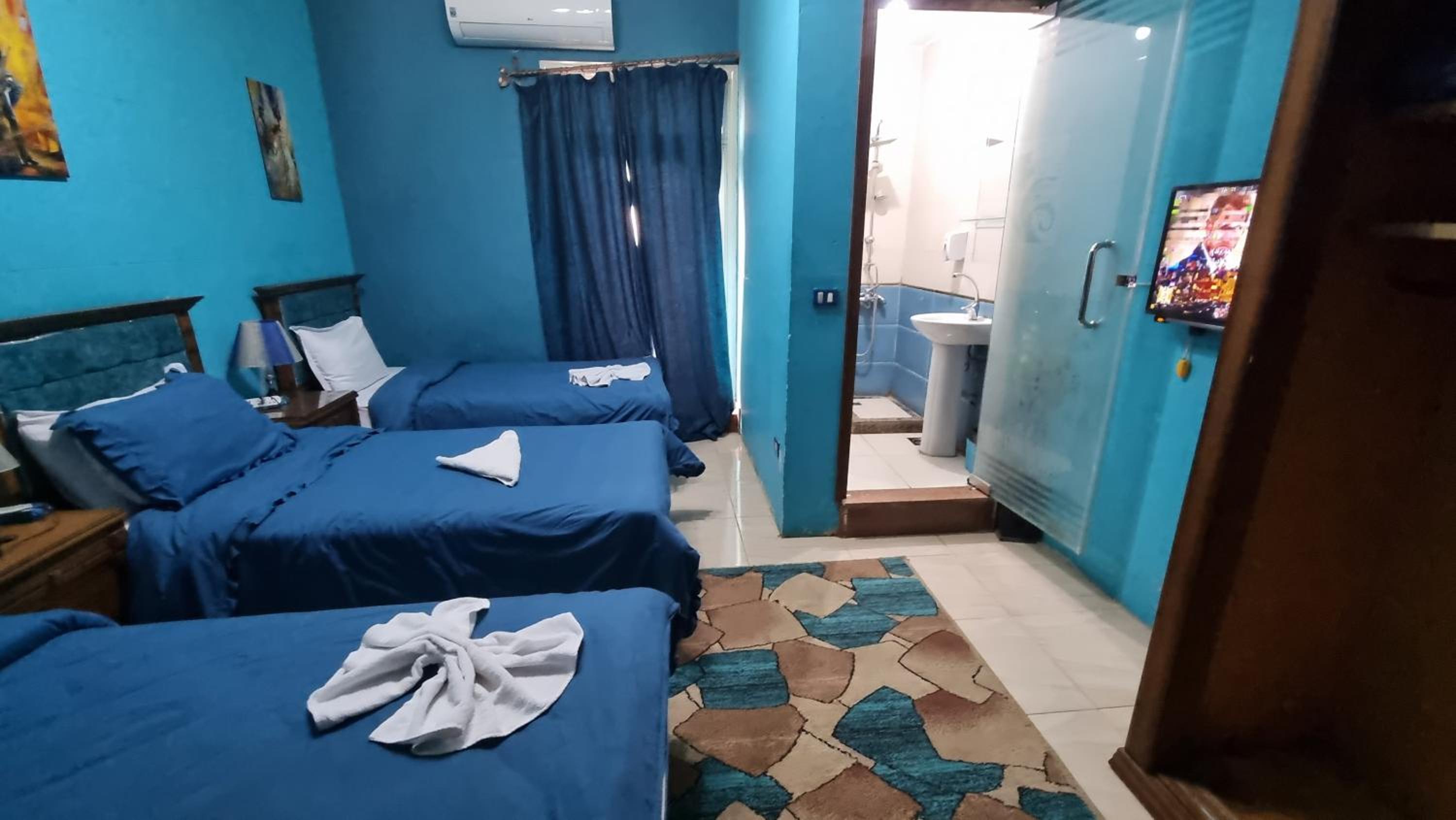 hotel room