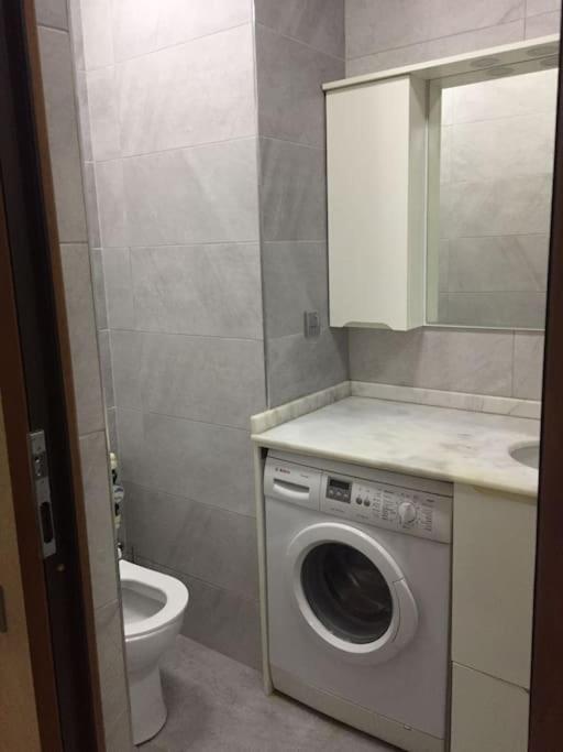 Cozy 2 Bedroom Apartment inCentral Baku Self Check-in 24 hours
