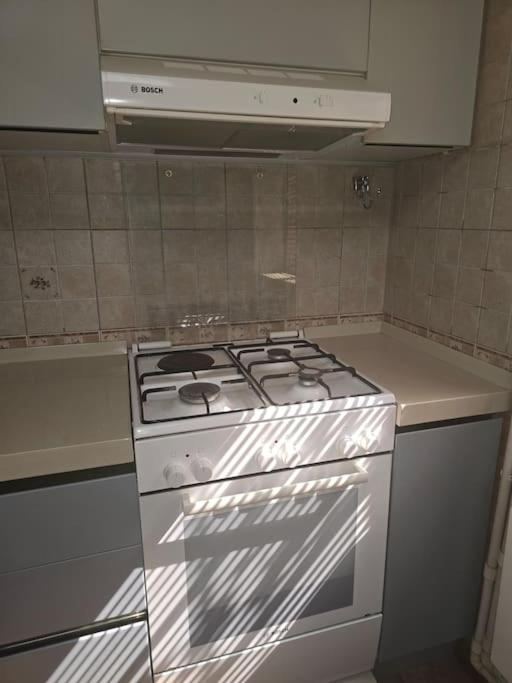Cozy 2 Bedroom Apartment inCentral Baku Self Check-in 24 hours