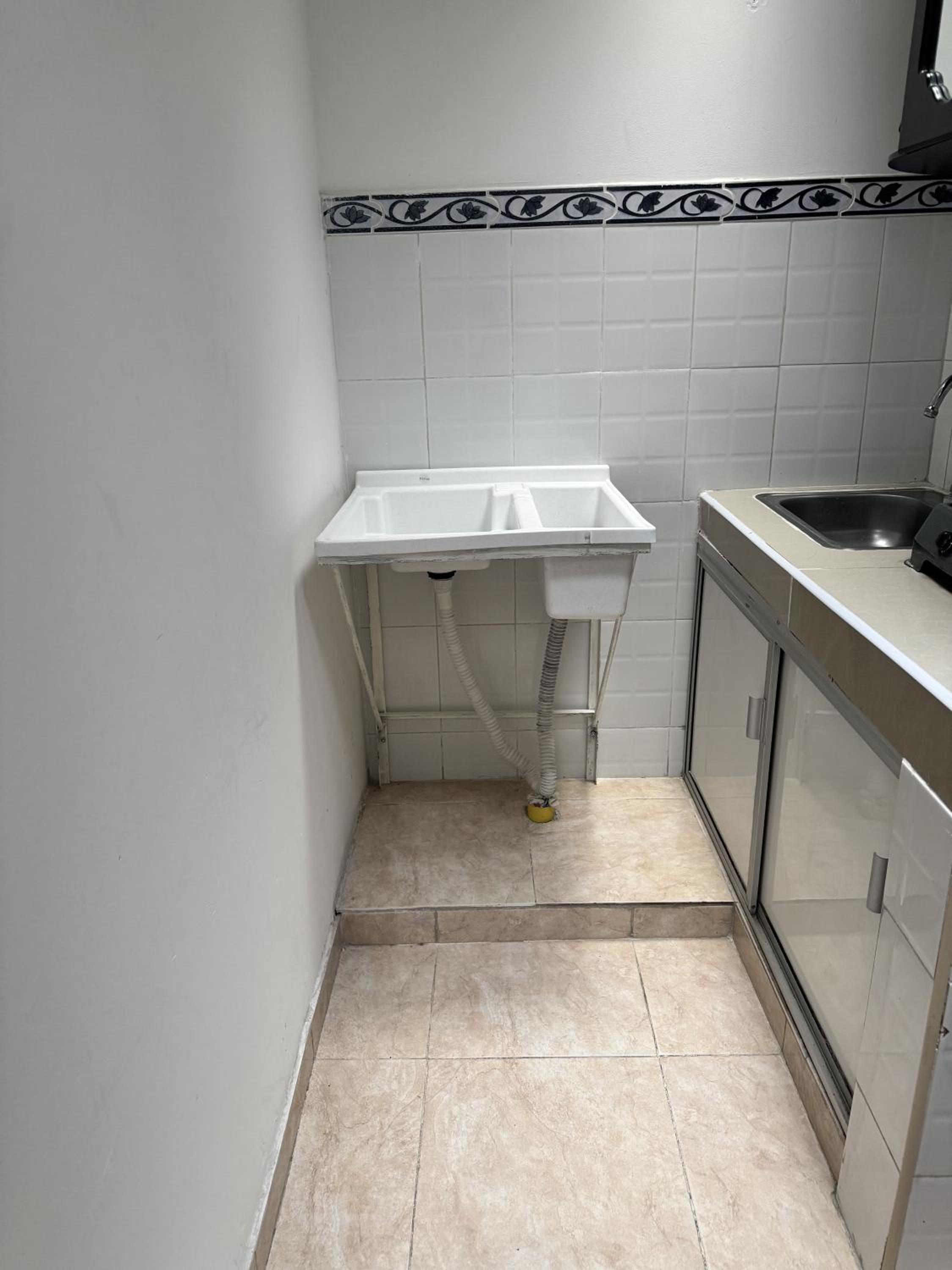 Acogedor Apartaestudio cerca al centro Armenia 3