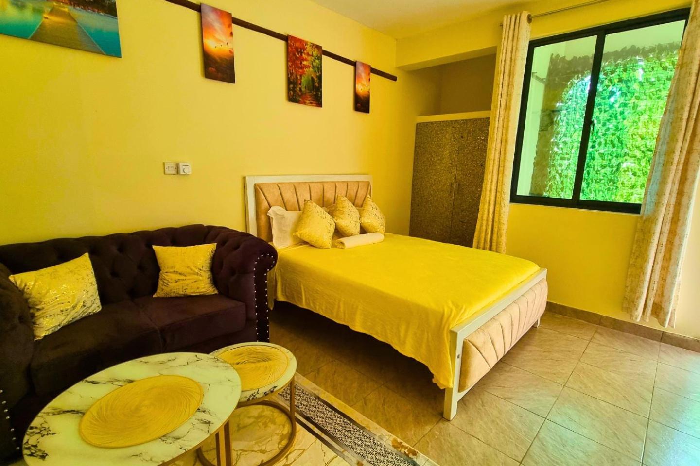 Studio Apartment by Beyond Vacay in FigTree Apartments Unit 404 view 2