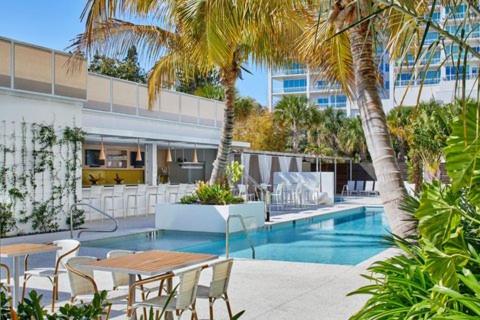 Rosemary District with Patio and in walking Distance to Downtown 3 Month Minimum
