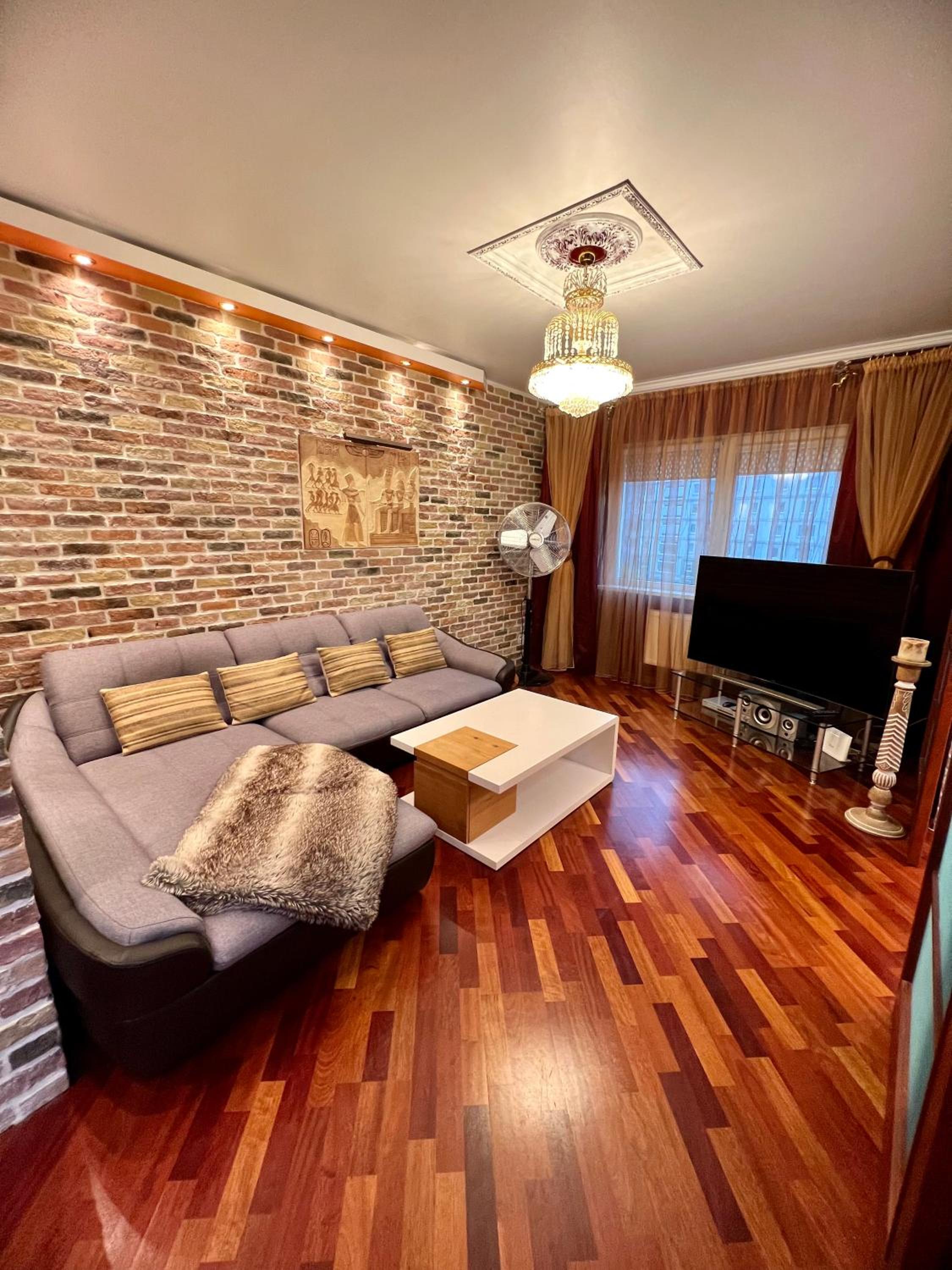 Exclusive Golden Sands apartment