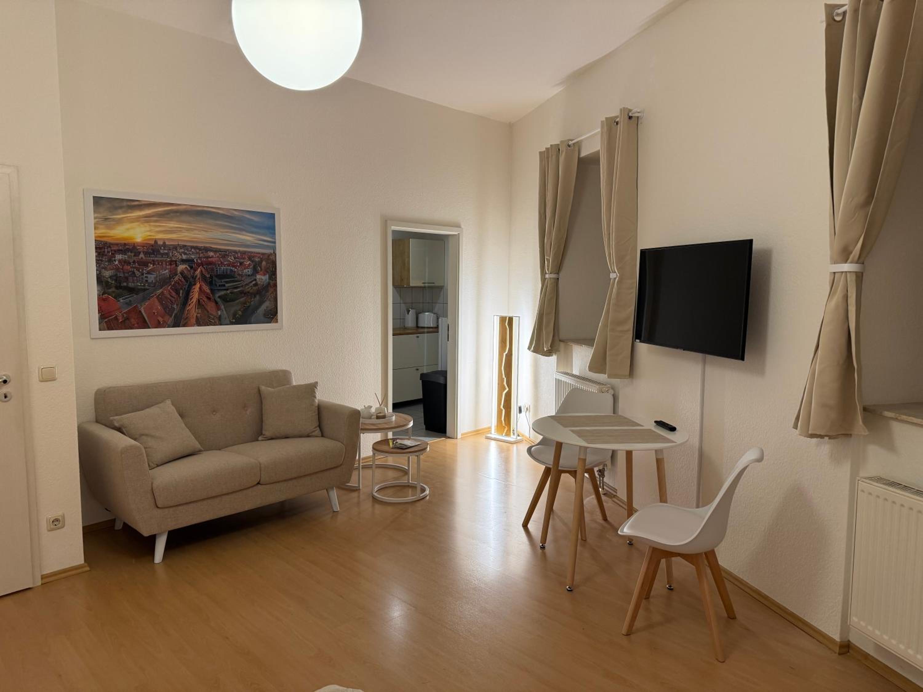 Ferienwohnung Schildblick Modernes Apartment direkt in der Altstadt von Erfurt nahe der Krämerbrücke - beste Innenstadtlage