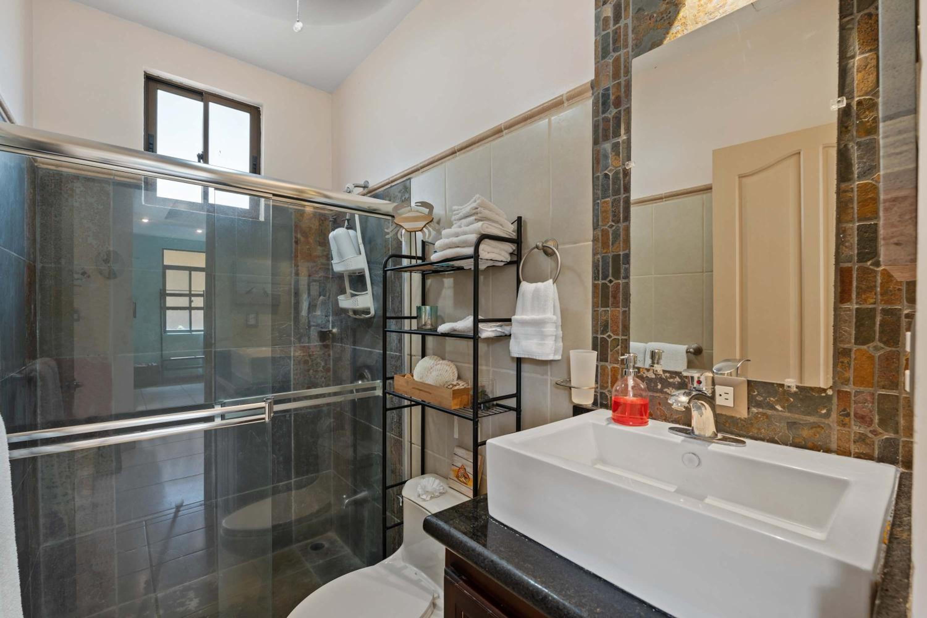 Villa with Pool, Gated Playas del Coco Getaway