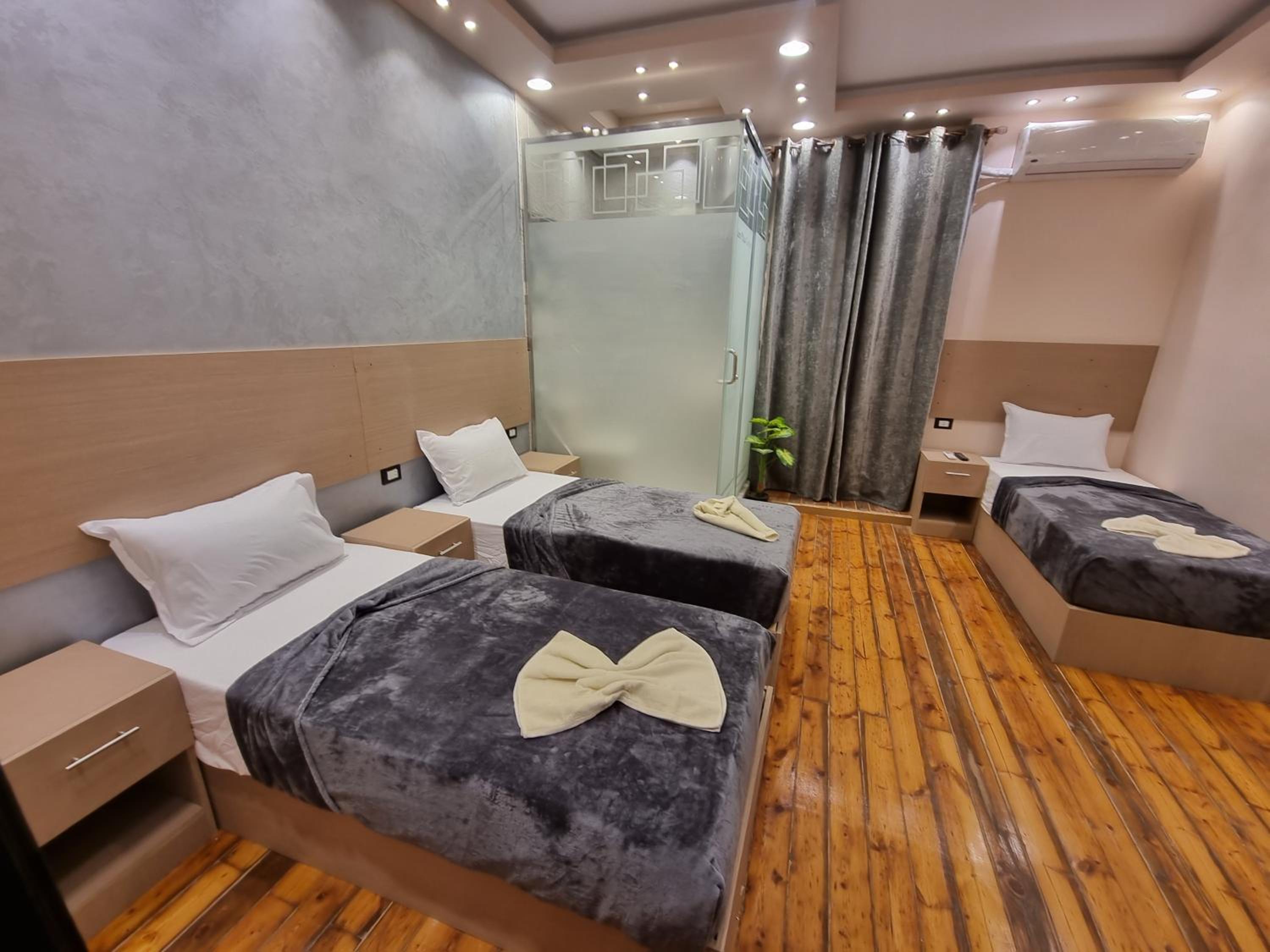 Plaza Group Hotel