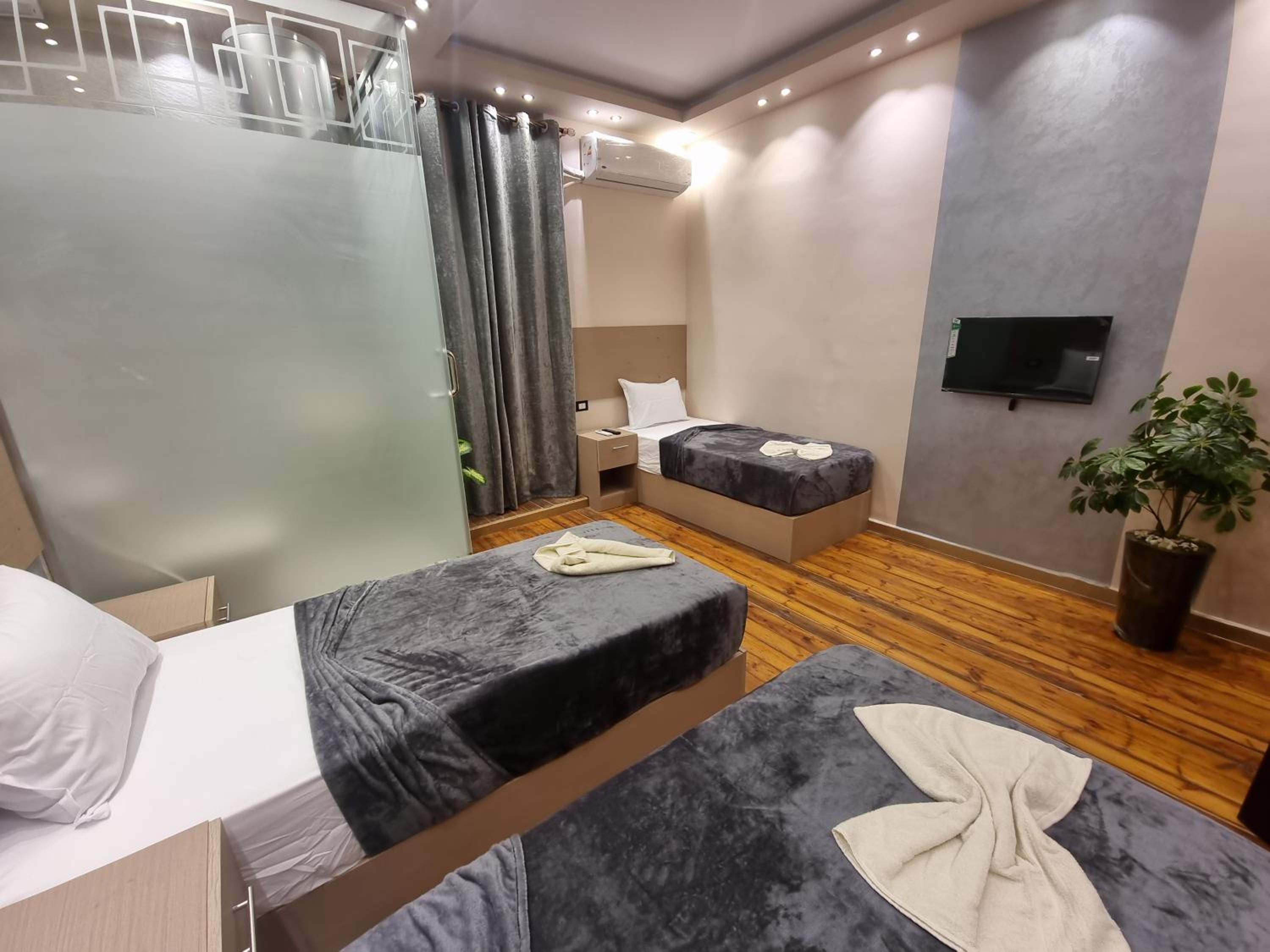 Plaza Group Hotel