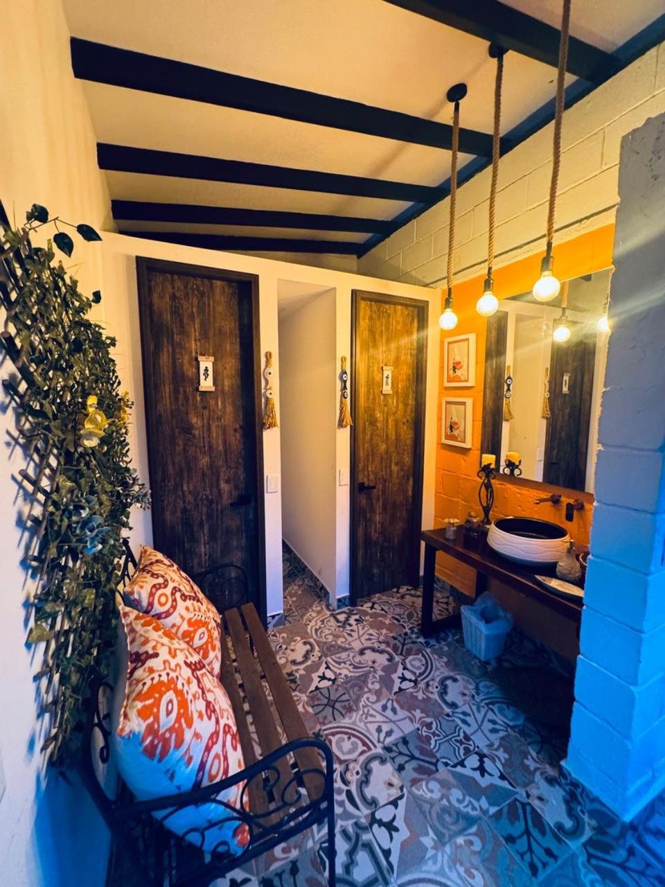 Hotel MACA lago calima