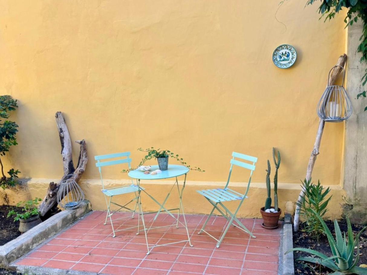 Maremosso studio by the sea with shared garden photo 1