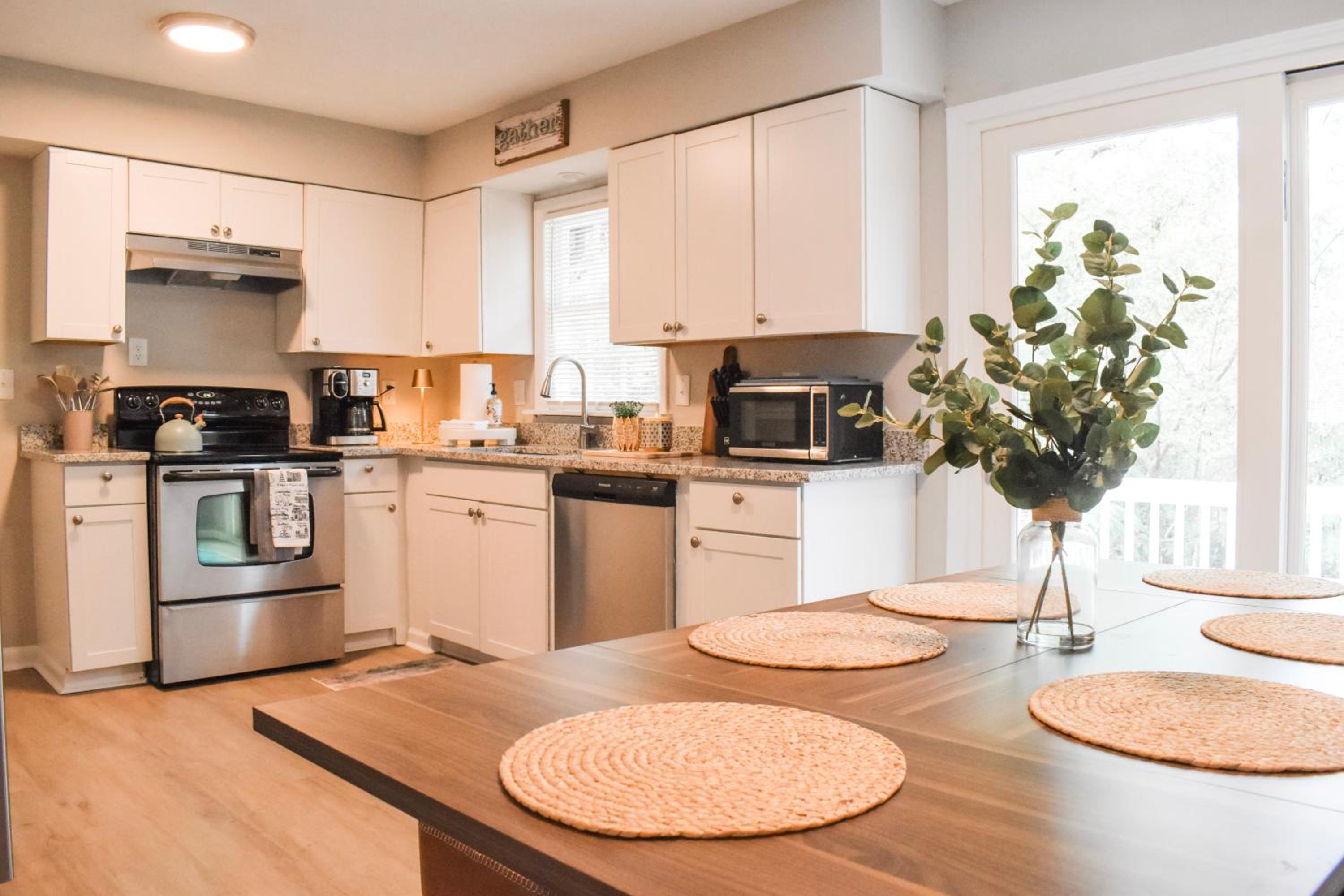 Columbus Vacations - NEW! Cozy 4-Bed Family Friendly Home in Columbus - Property Image 4