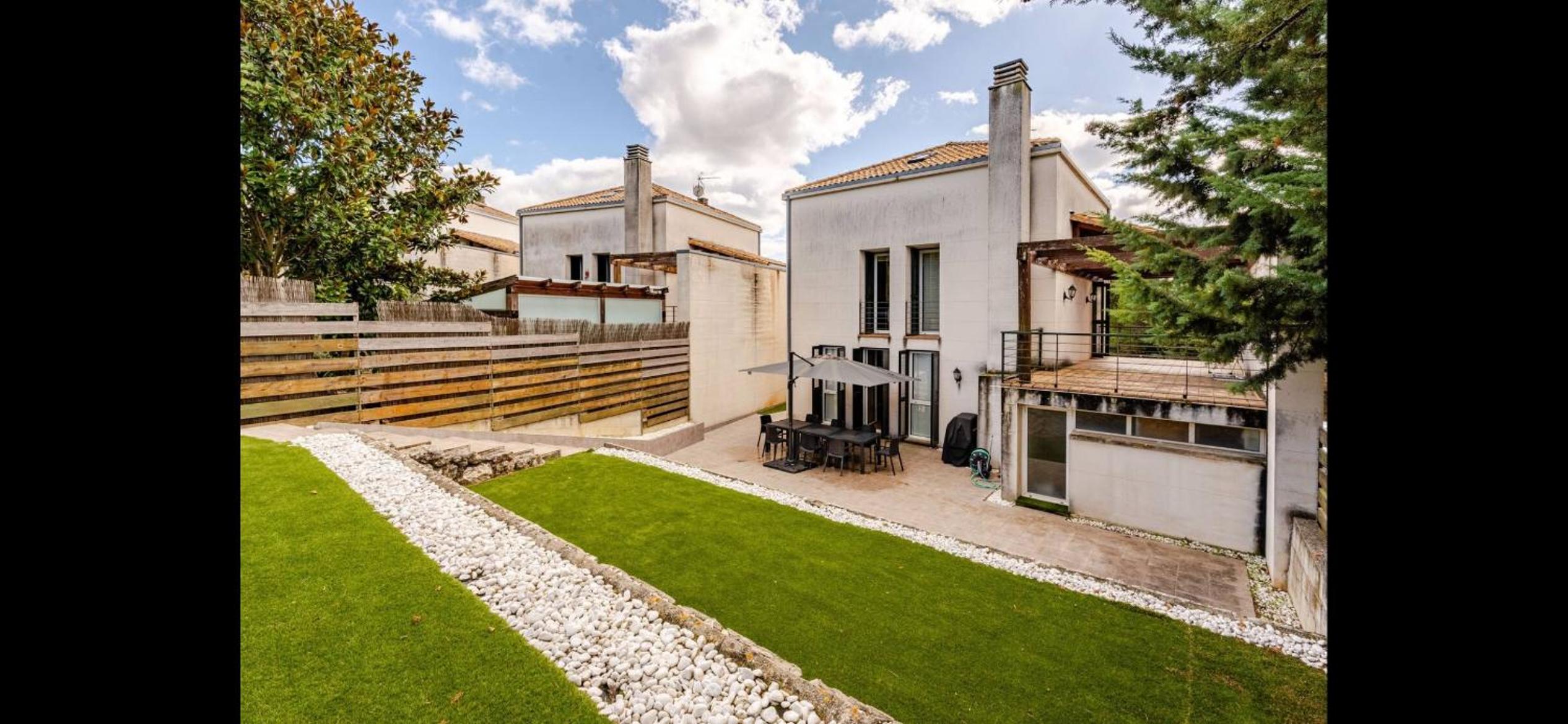 Vivienda Turistica Biurrun