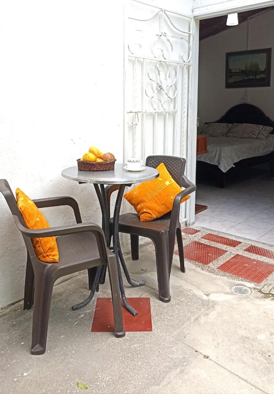 Hostal CORALES