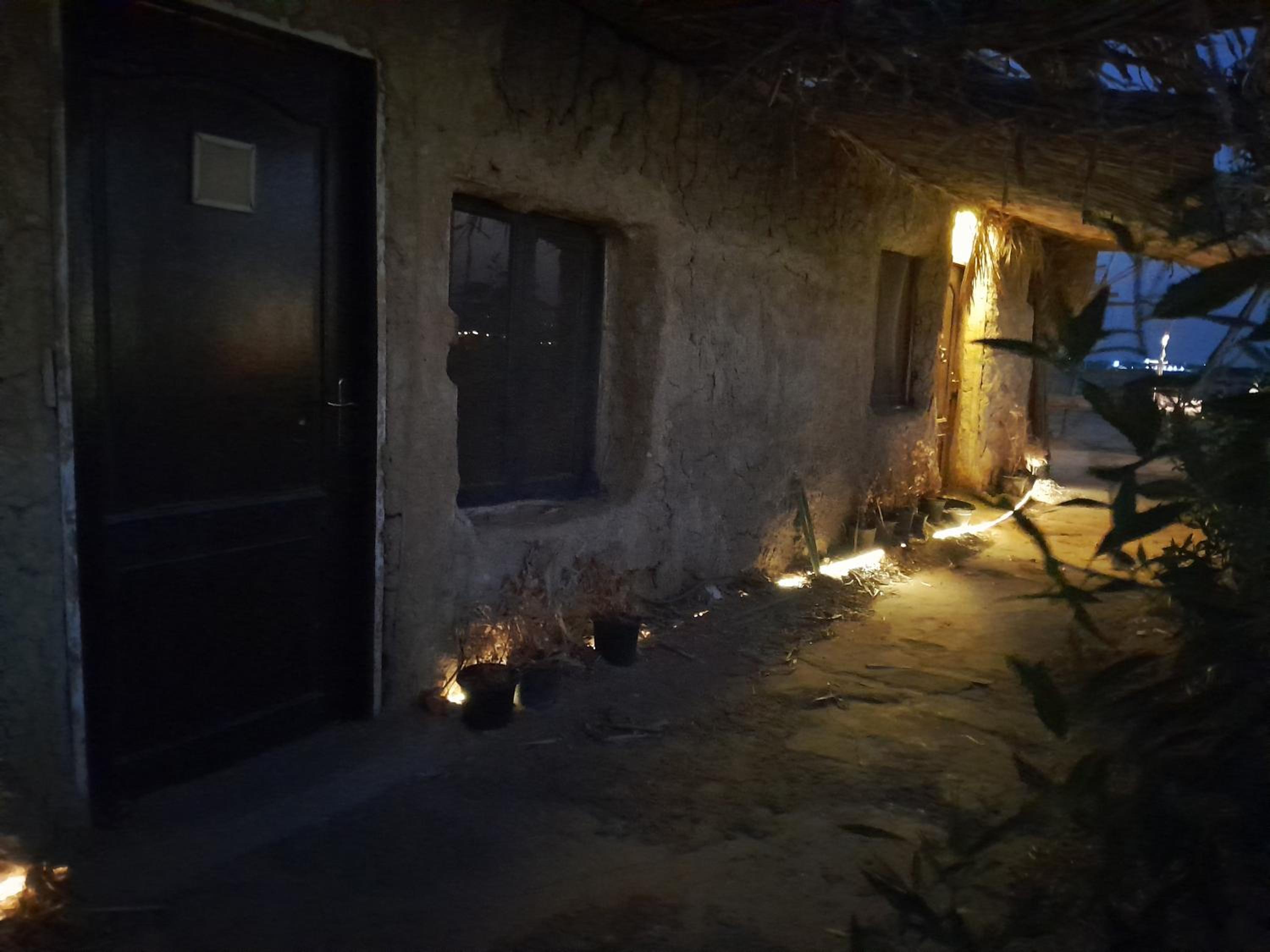 Dahshour Mudhouse Fayoum Desert Road 27km from Pyramid Maydoum Package 4Days 3Nights 500USD full board Visit of Pyramids Khan El Khalili Museum cairo by ni