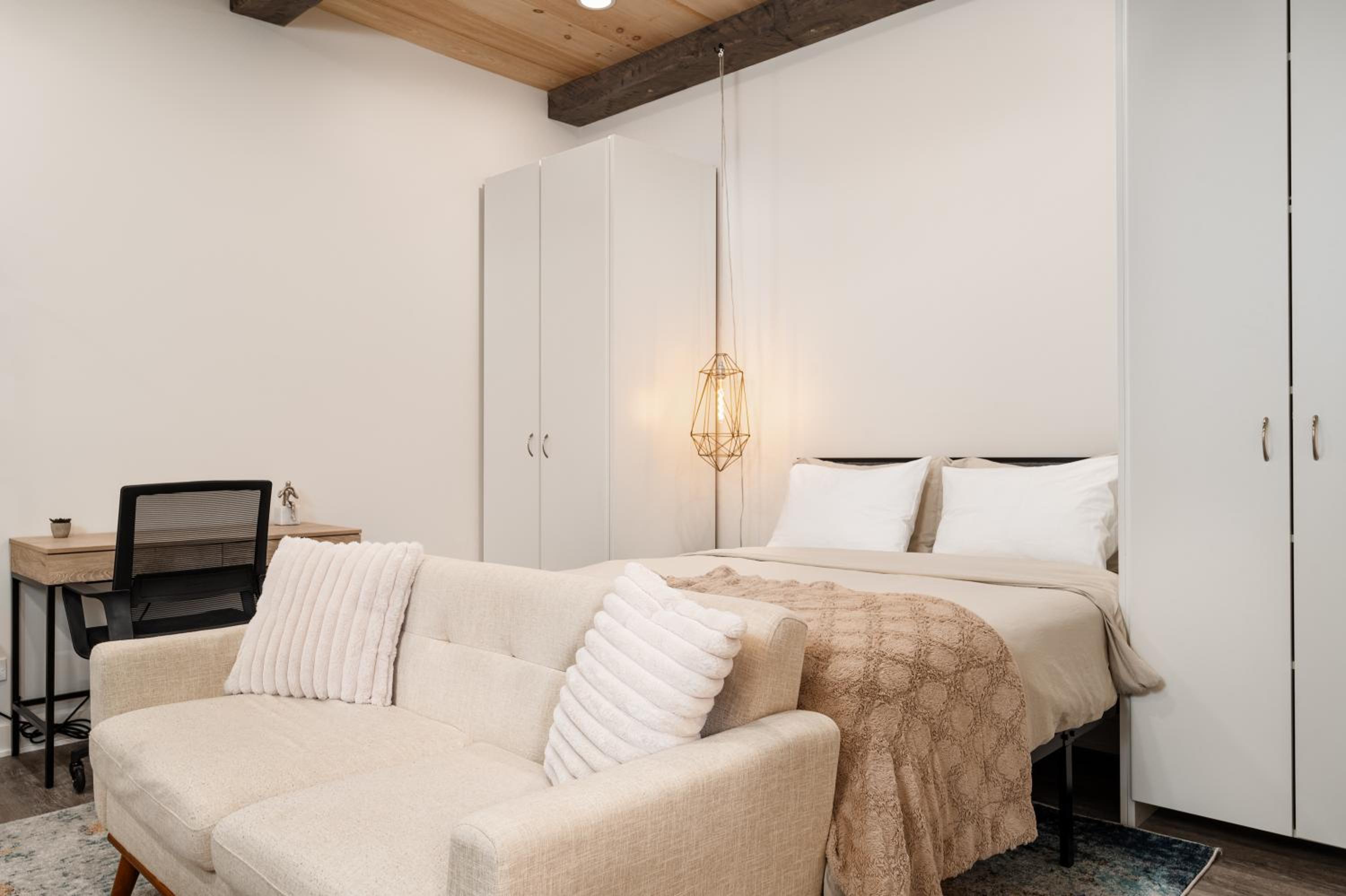 Chicago Vacations - Pulaski Point Properties - Property Image 66