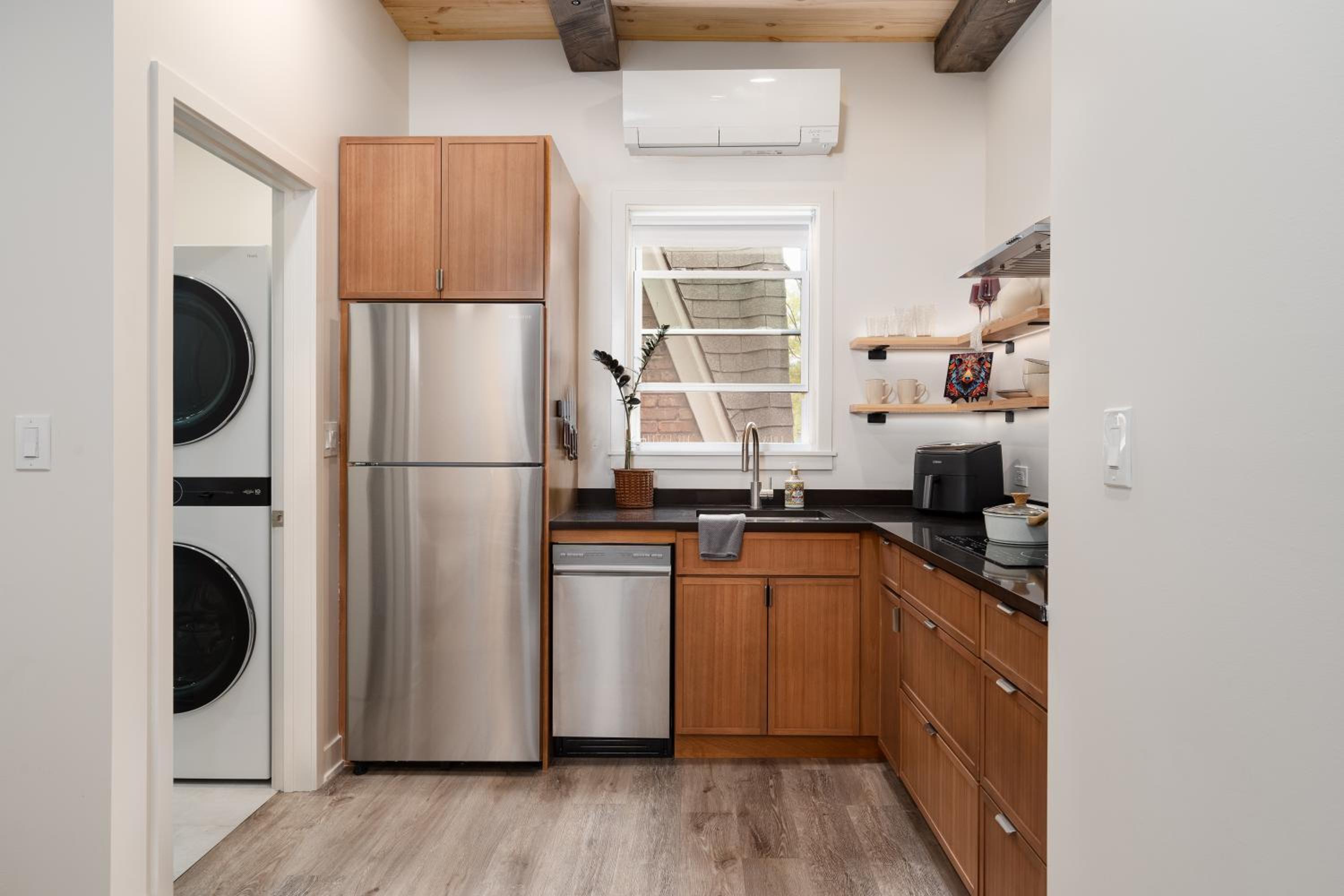 Chicago Vacations - Pulaski Point Properties - Property Image 16