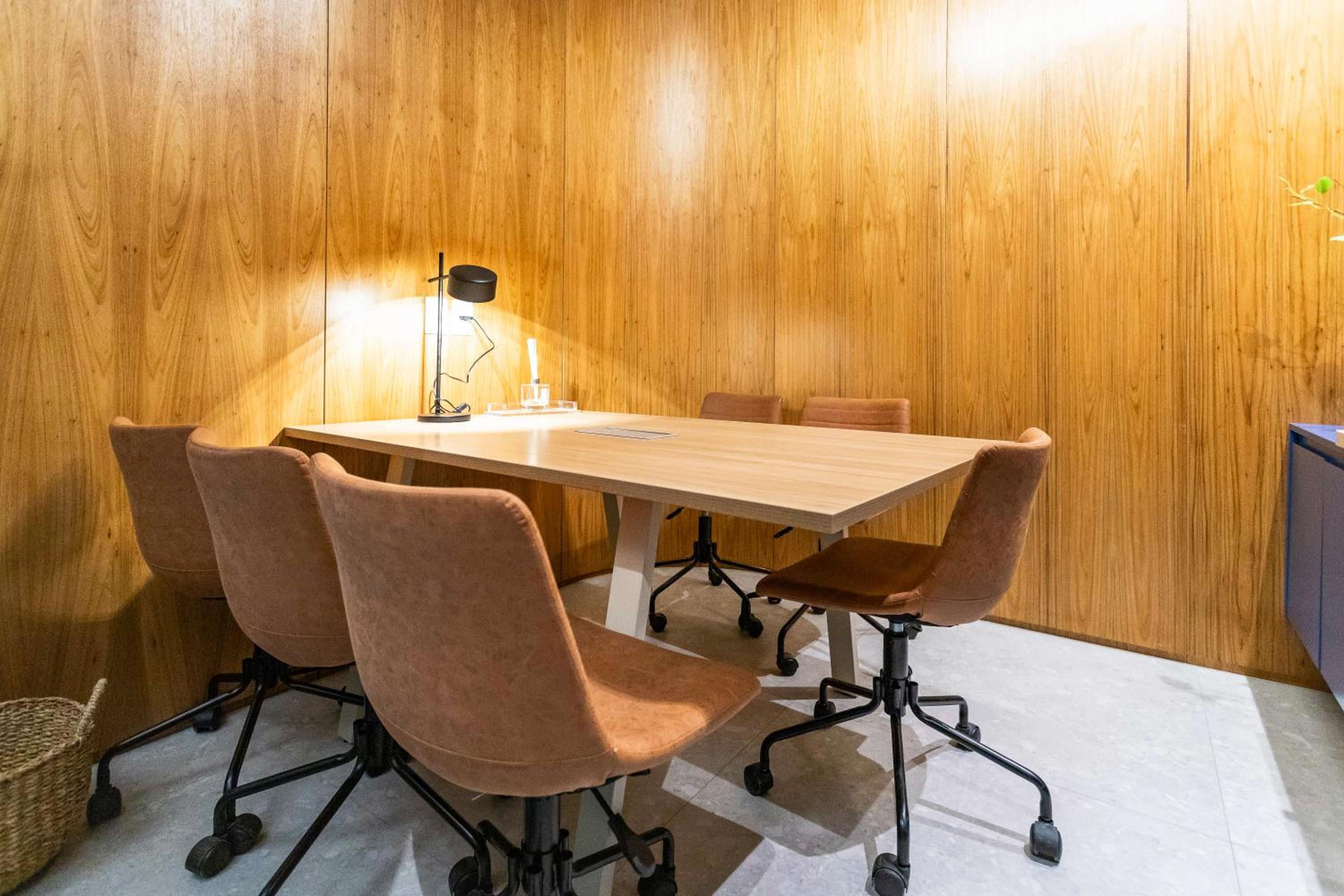 meeting & event spaces