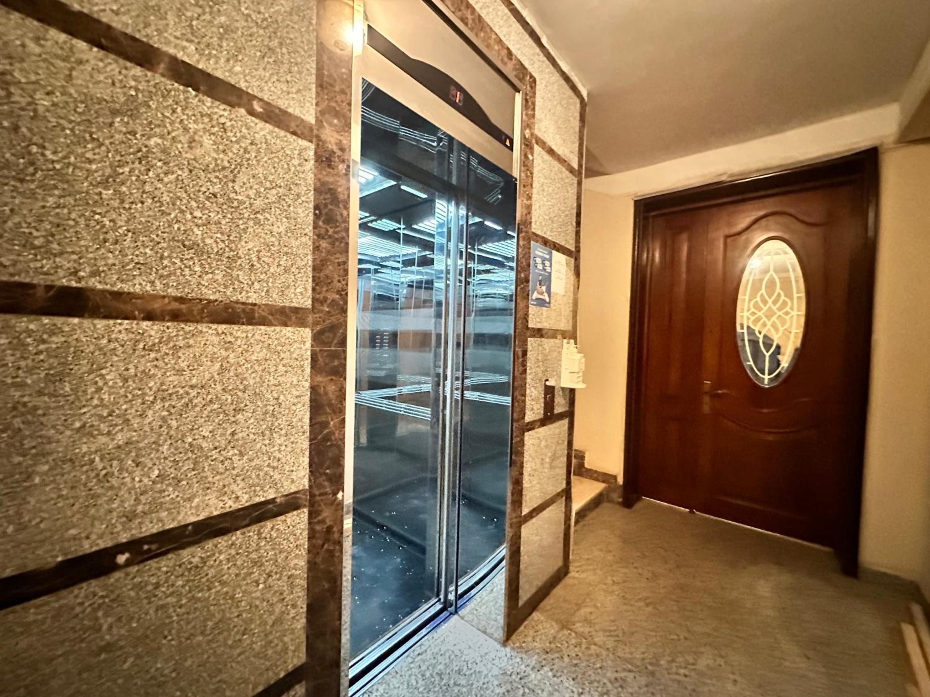 Museum Apartment Formula1 View