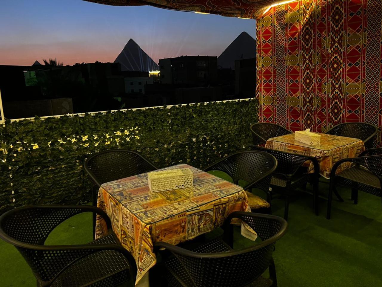 Jana pyramids view in 3