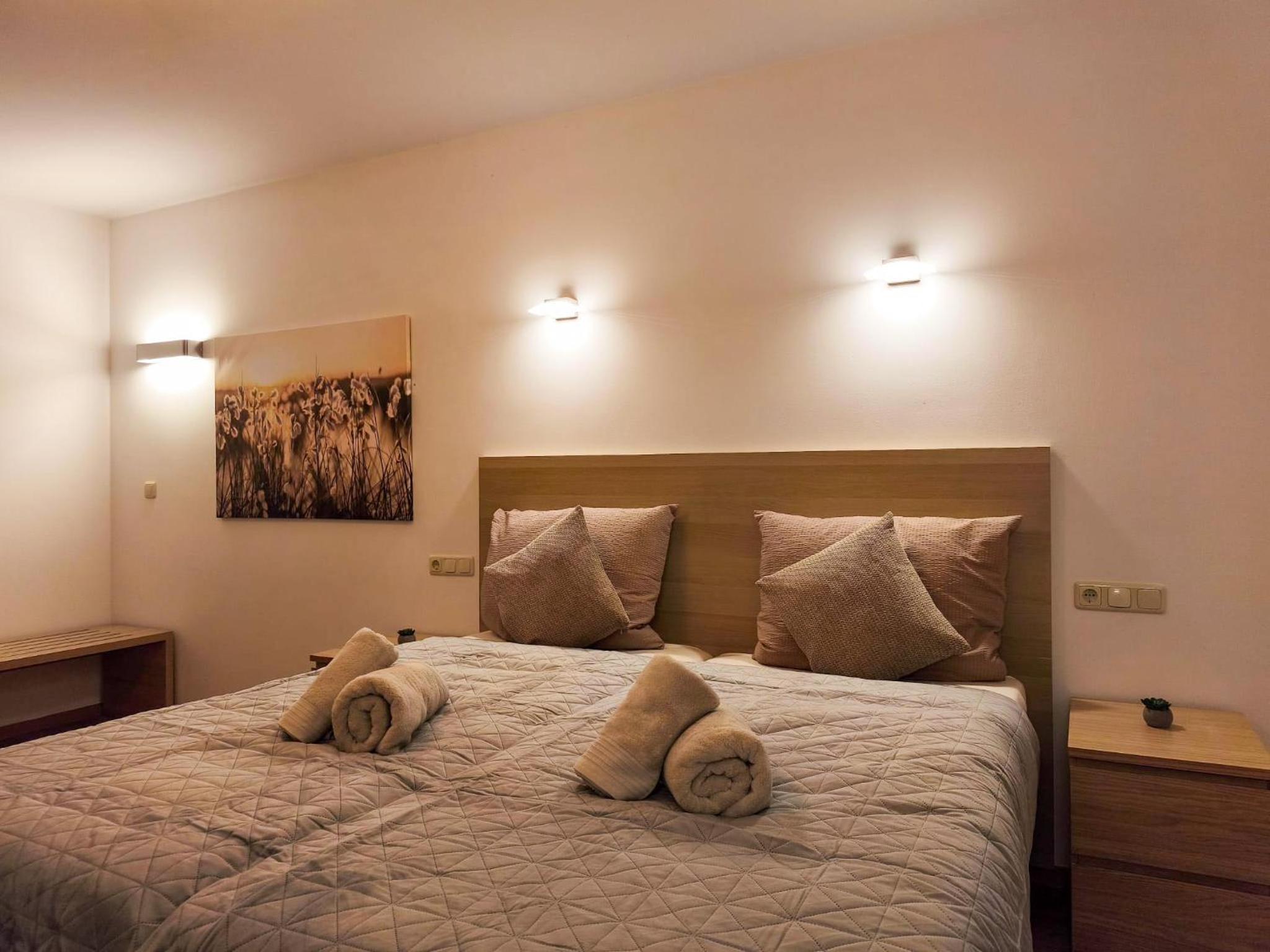 Luxus Apartments im Zentrum Nürnbergs, nahe Messe, mit Balkon & Parkplatz, nähe Playmobilfunpark, Self-Check-in