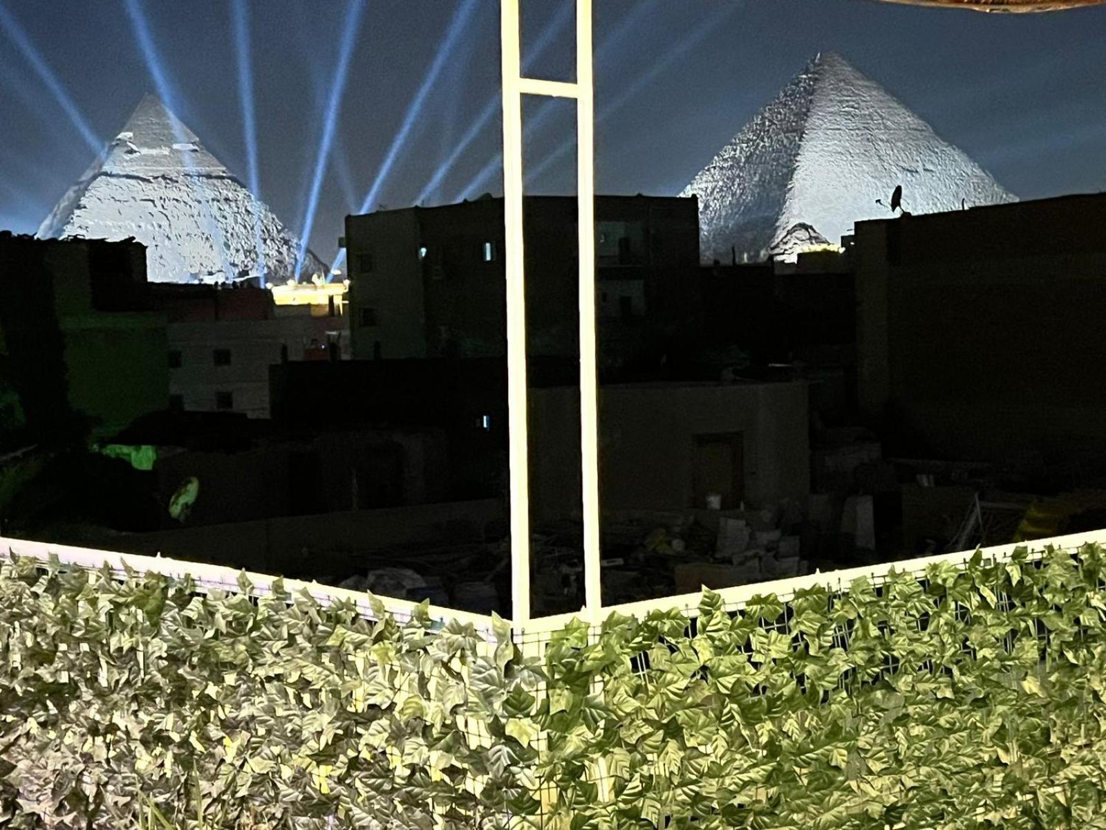 Jana pyramids view in 3