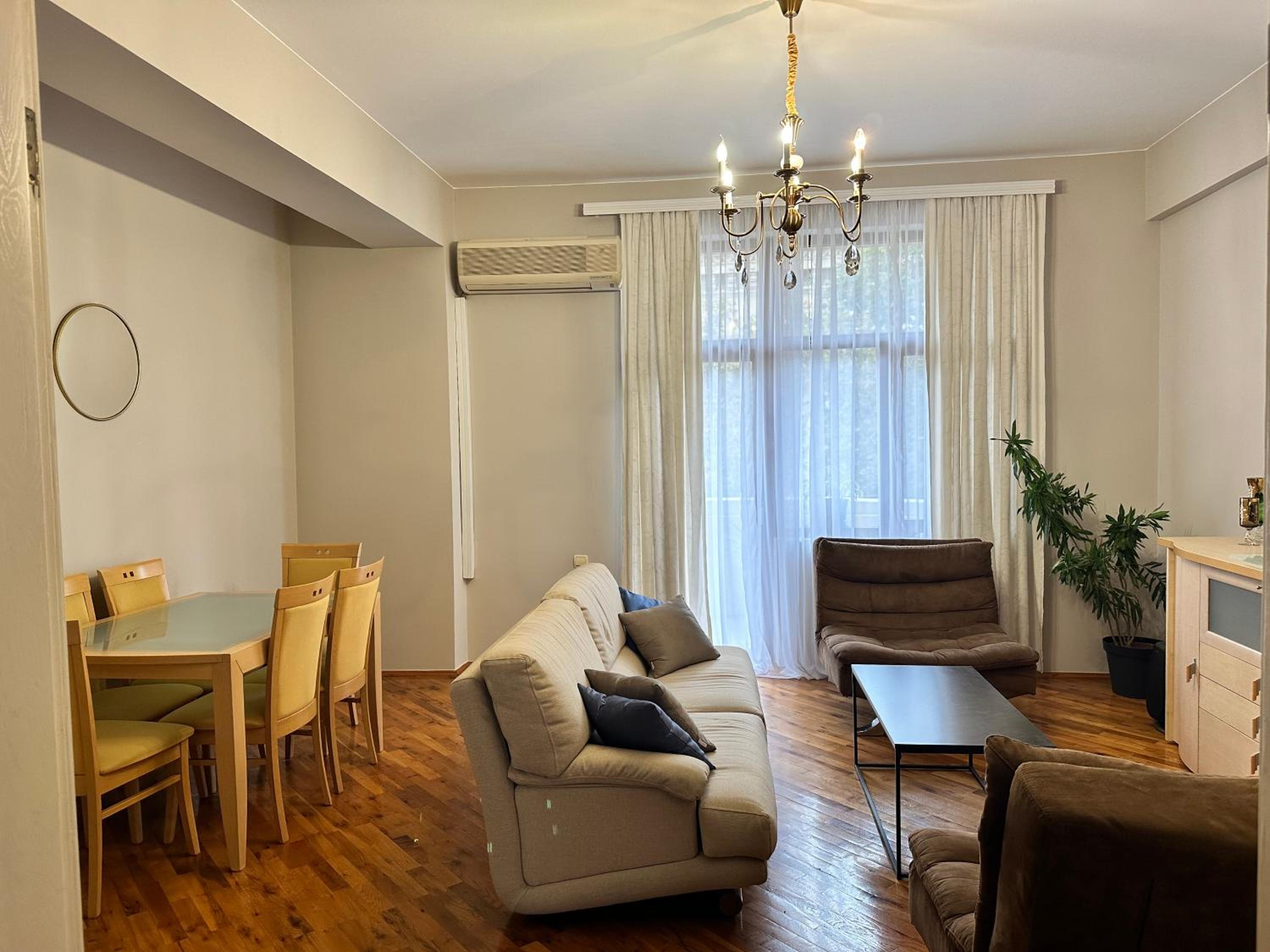 Museum Apartment Formula1 View