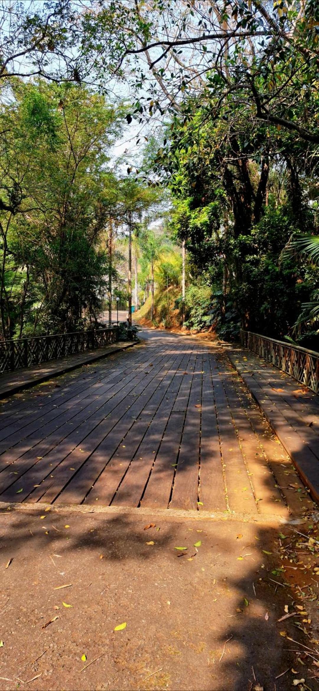Granja Brasil - Lindo Studio - Com Piscina e Lazer - No Centro de Itaipava