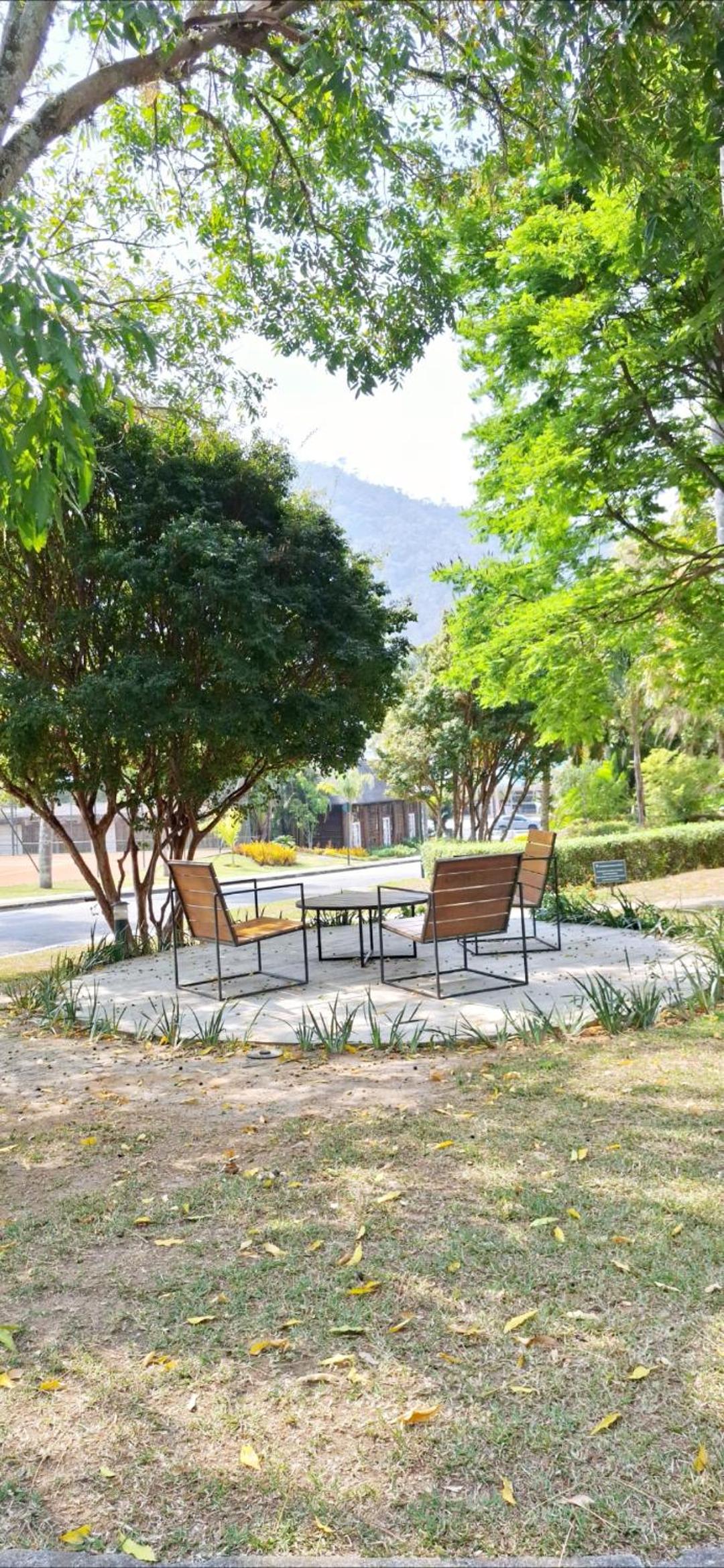 Granja Brasil - Lindo Studio - Com Piscina e Lazer - No Centro de Itaipava