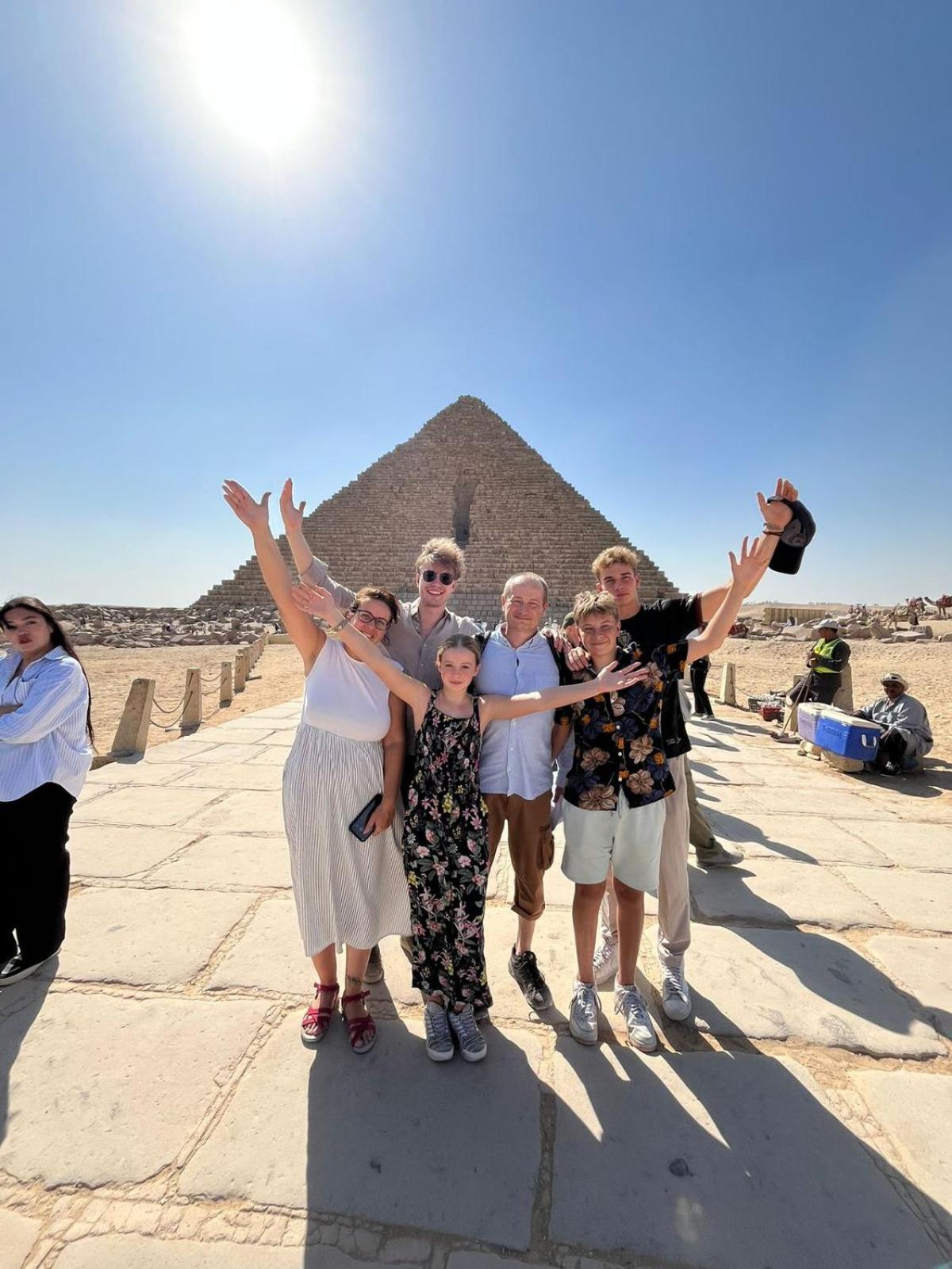 Jana pyramids view in 3