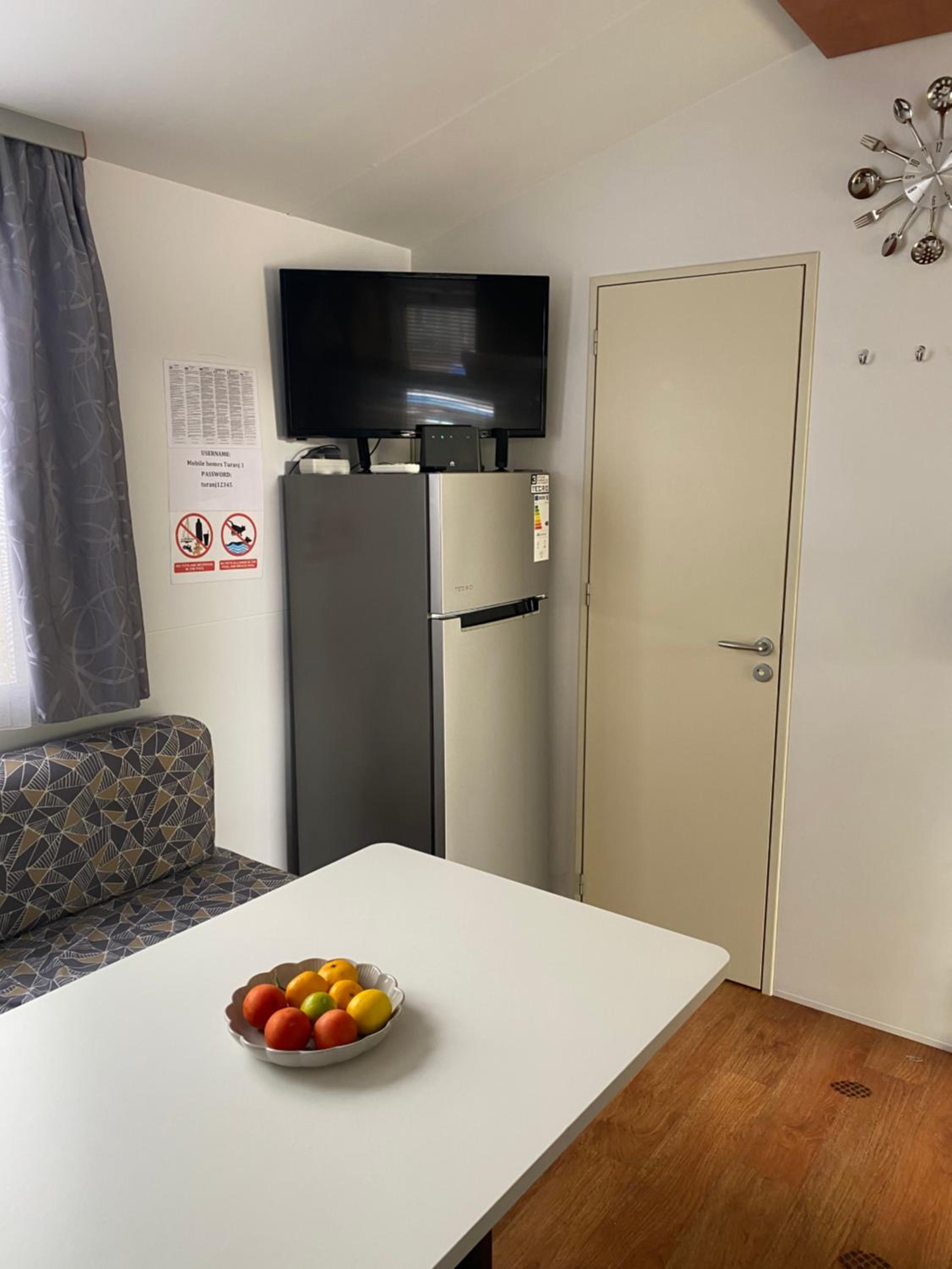 Chalet-Mobilehome mit Pool view 5