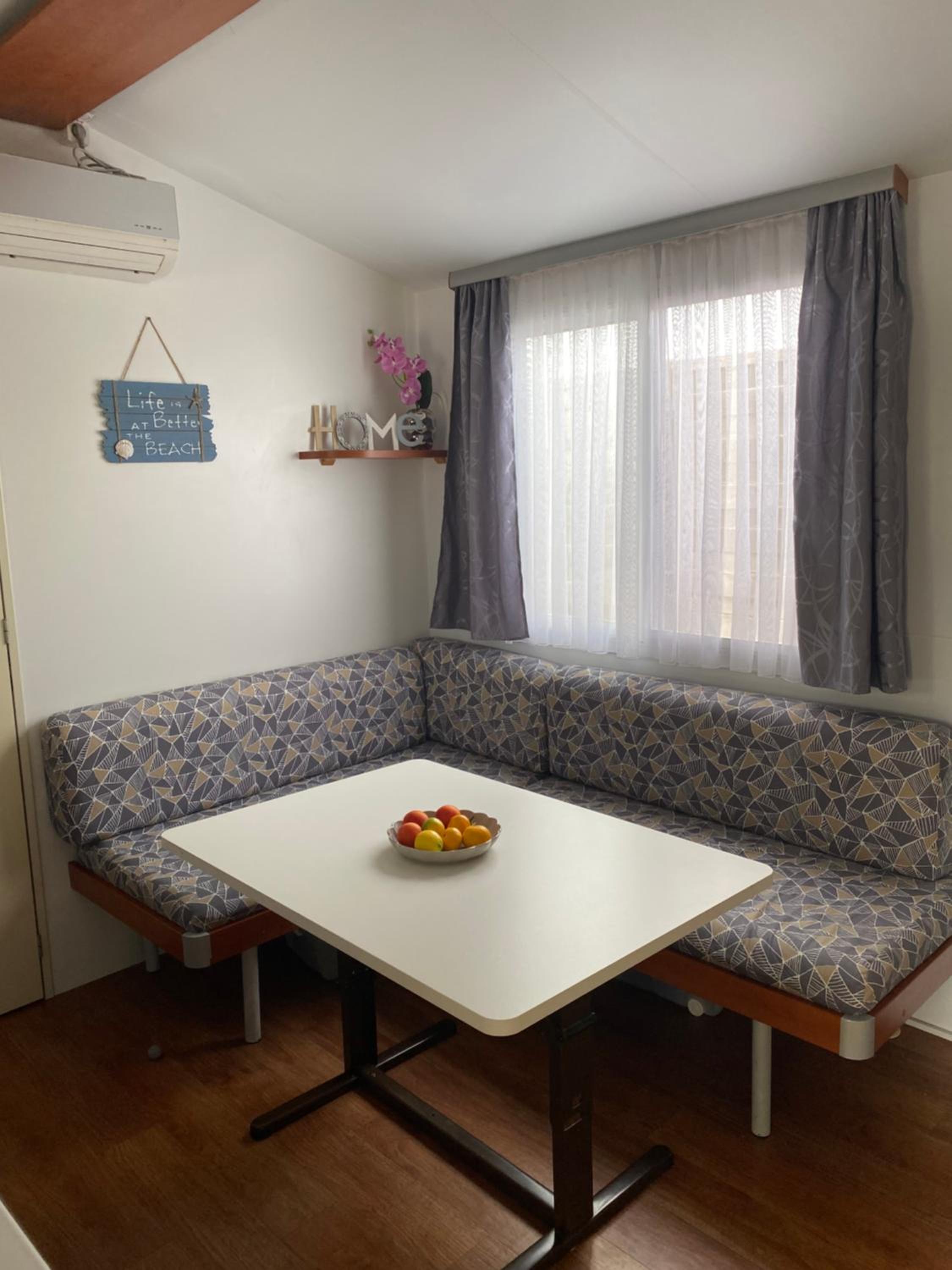 Chalet-Mobilehome mit Pool view 3