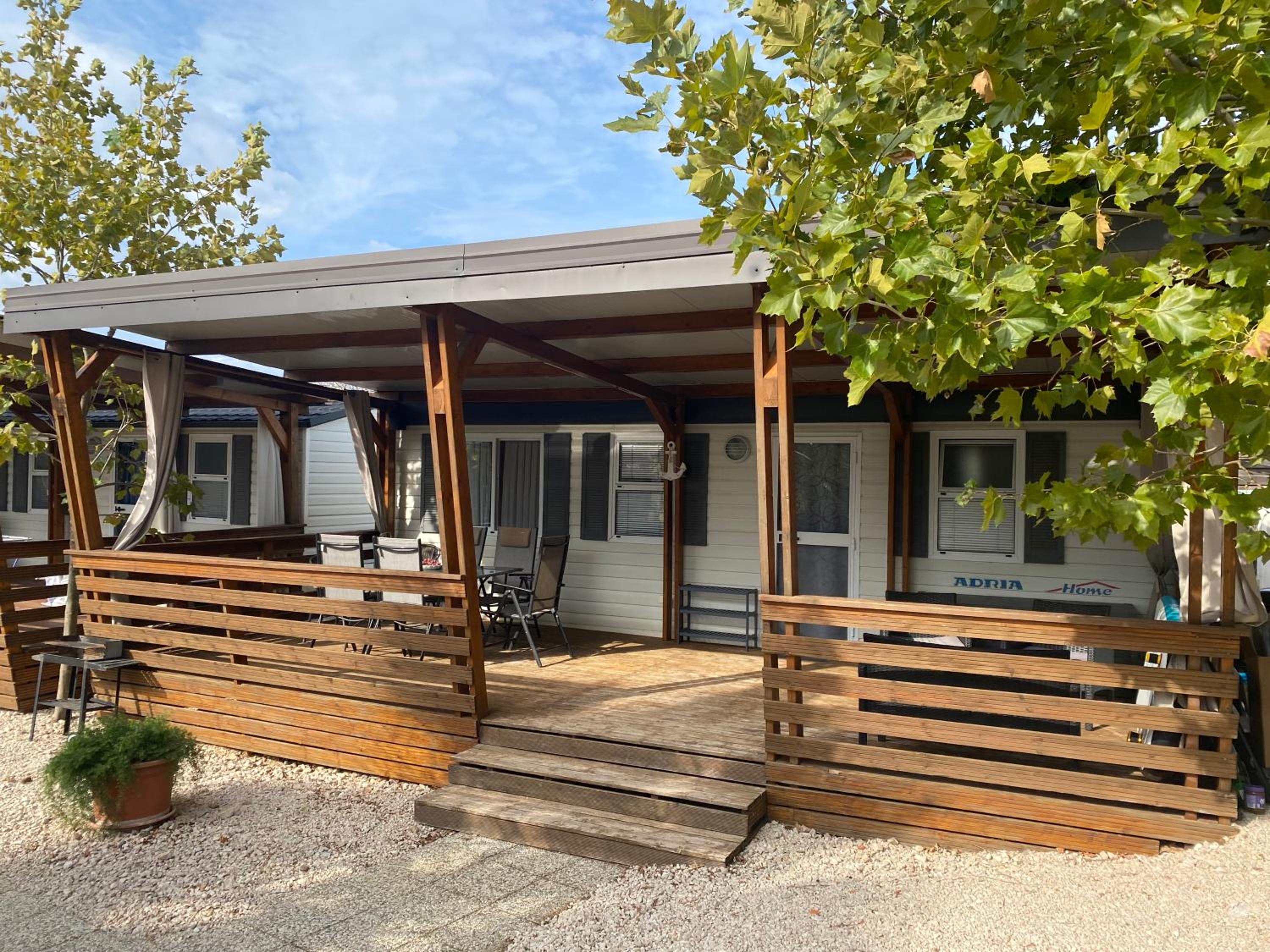 Chalet-Mobilehome mit Pool view 2