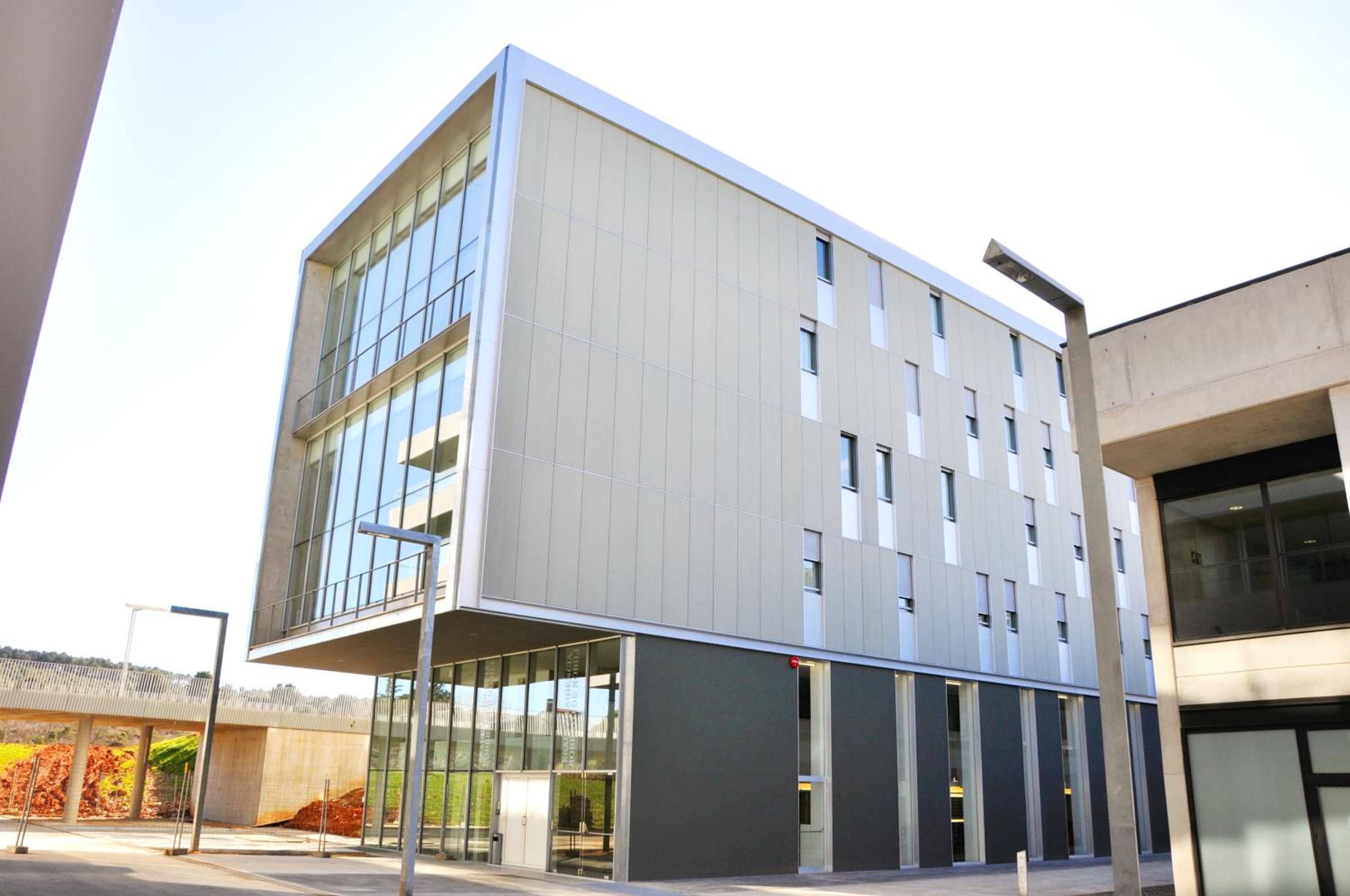 Residencia Universitaria Resa Roberto de Nobili