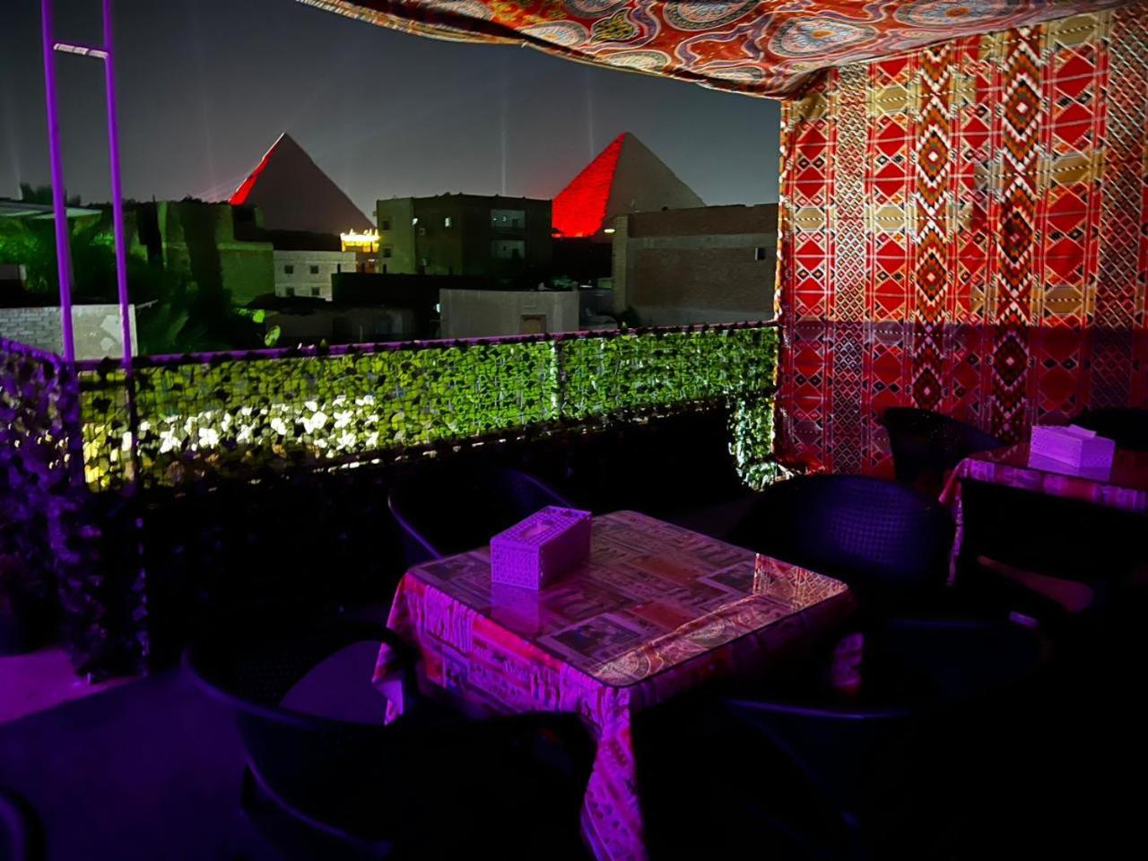 Jana pyramids view in 3