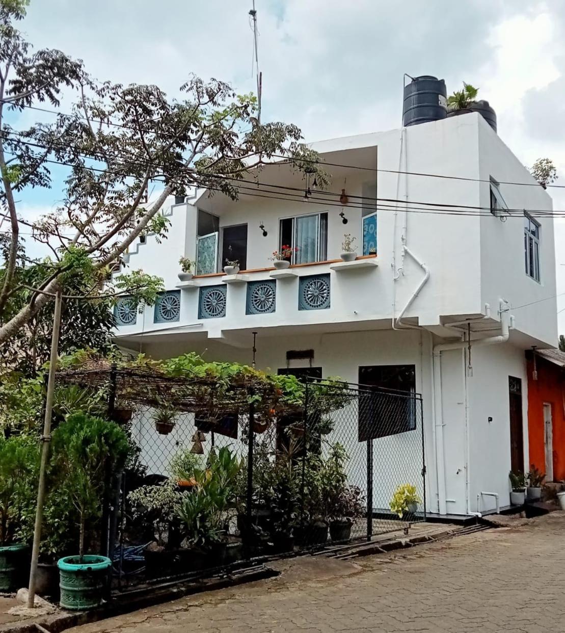Meera Villa Weligama
