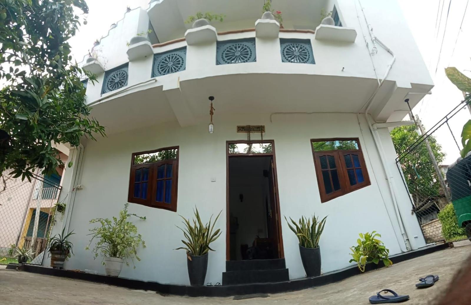Meera Villa Weligama