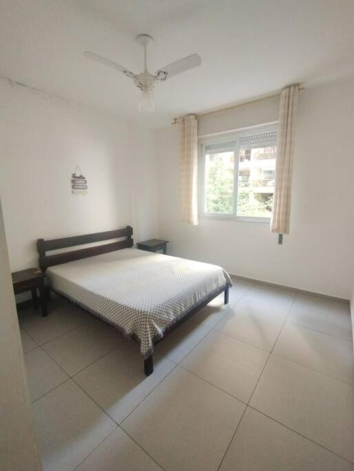 Apartamento em Praia de Pitangueiras