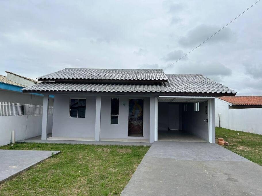 Casa em Imbituba SC, perto das Praias e Lagoa