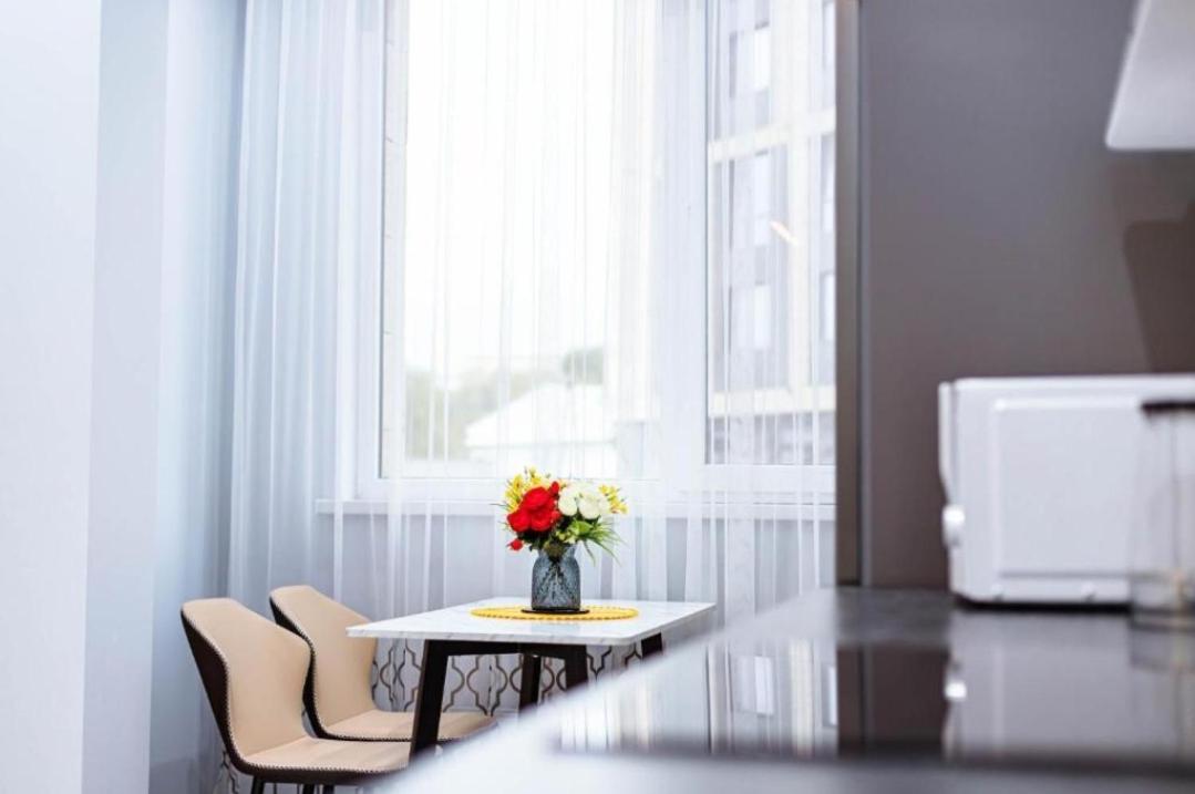 PRETTY APARTMENTs OF ALMATY view 3