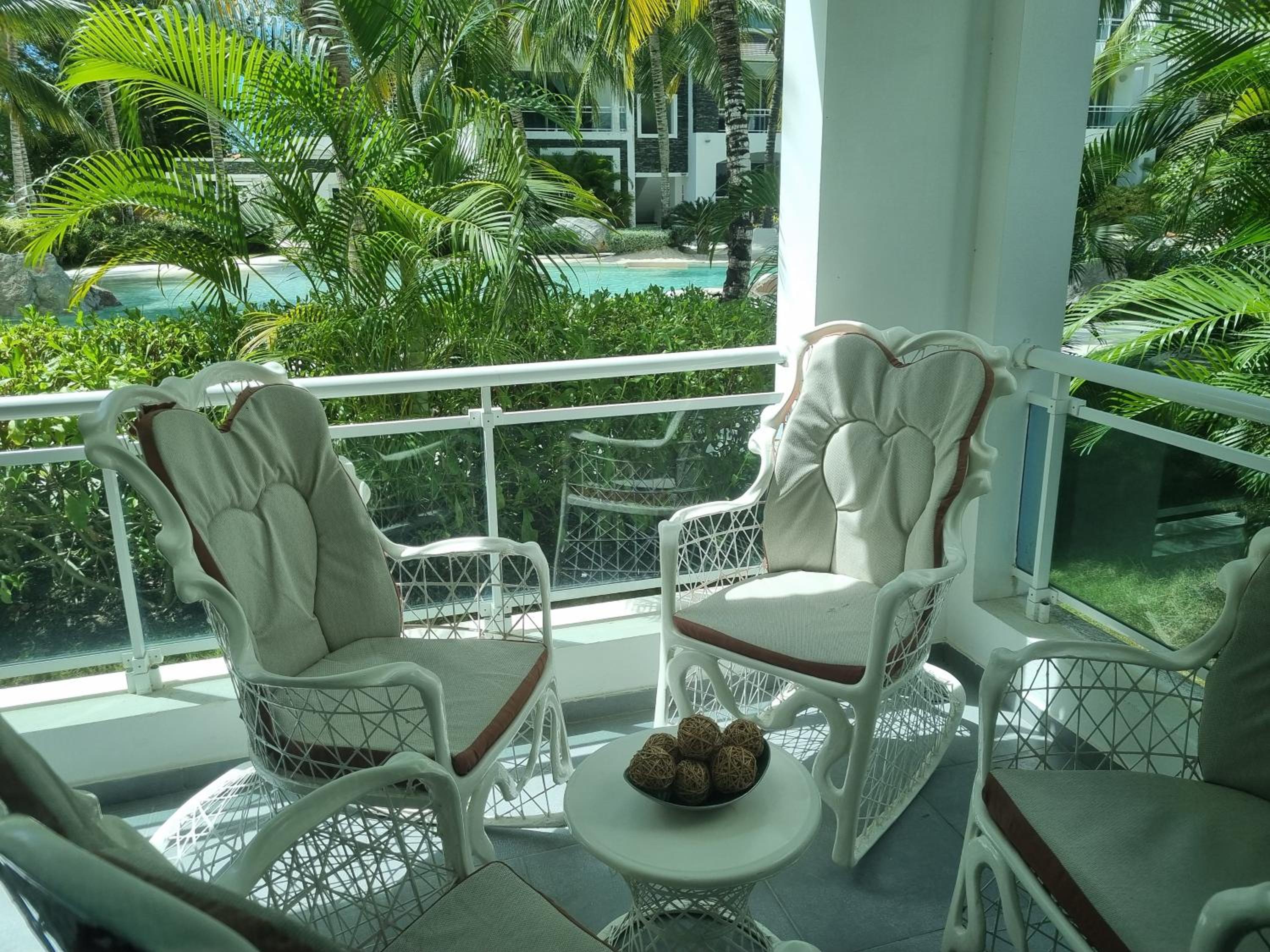 A private cozy-beach apartment in Dominicus