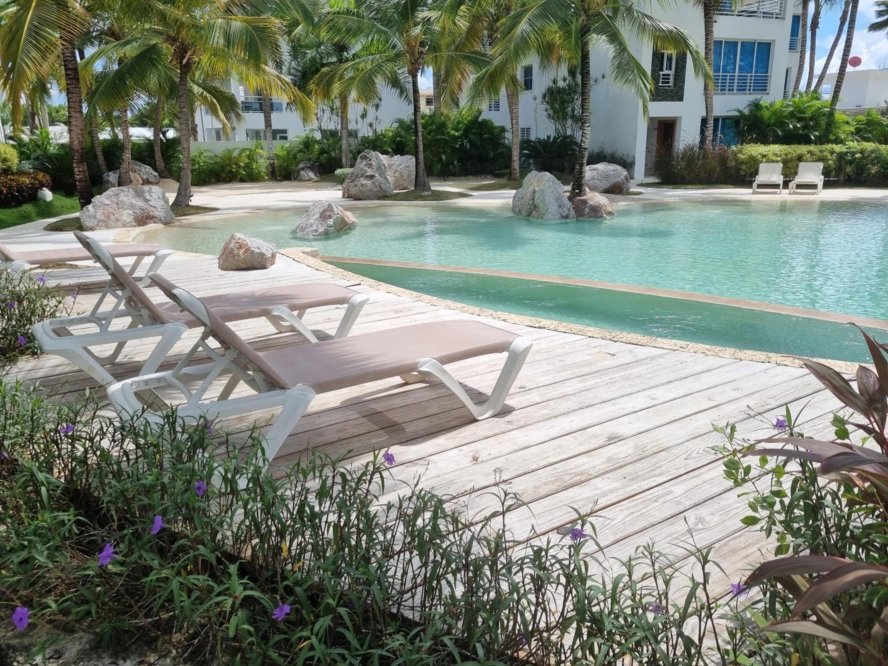 A private cozy-beach apartment in Dominicus