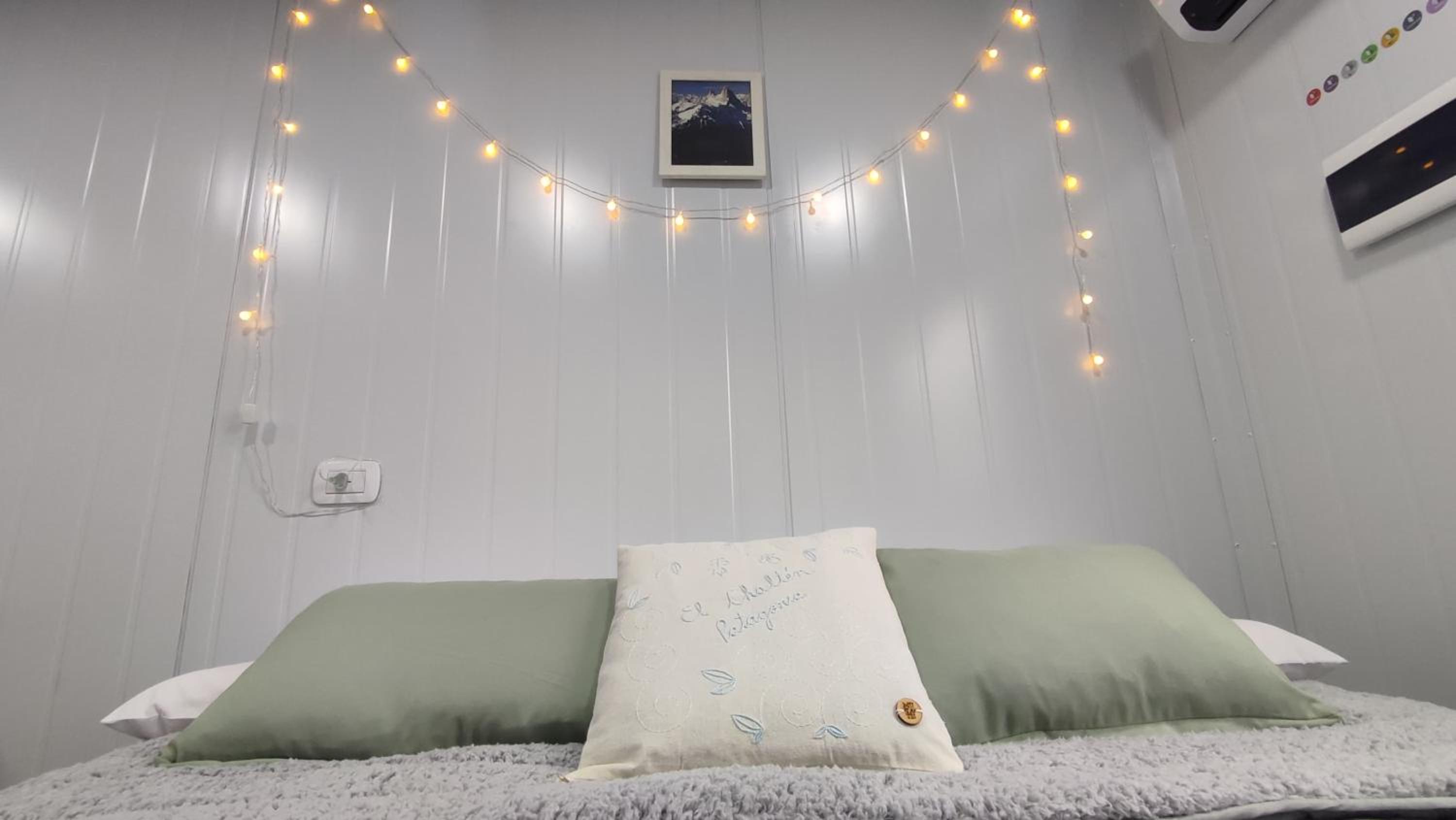 Makenke Cozy Room