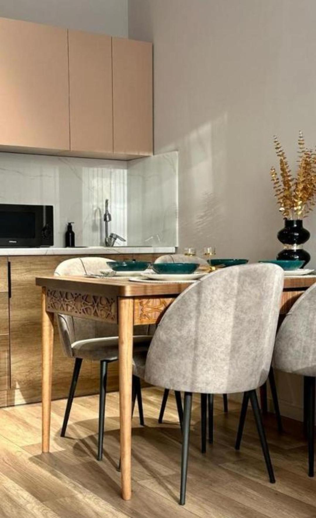 DIAMOND APARTMENTs
